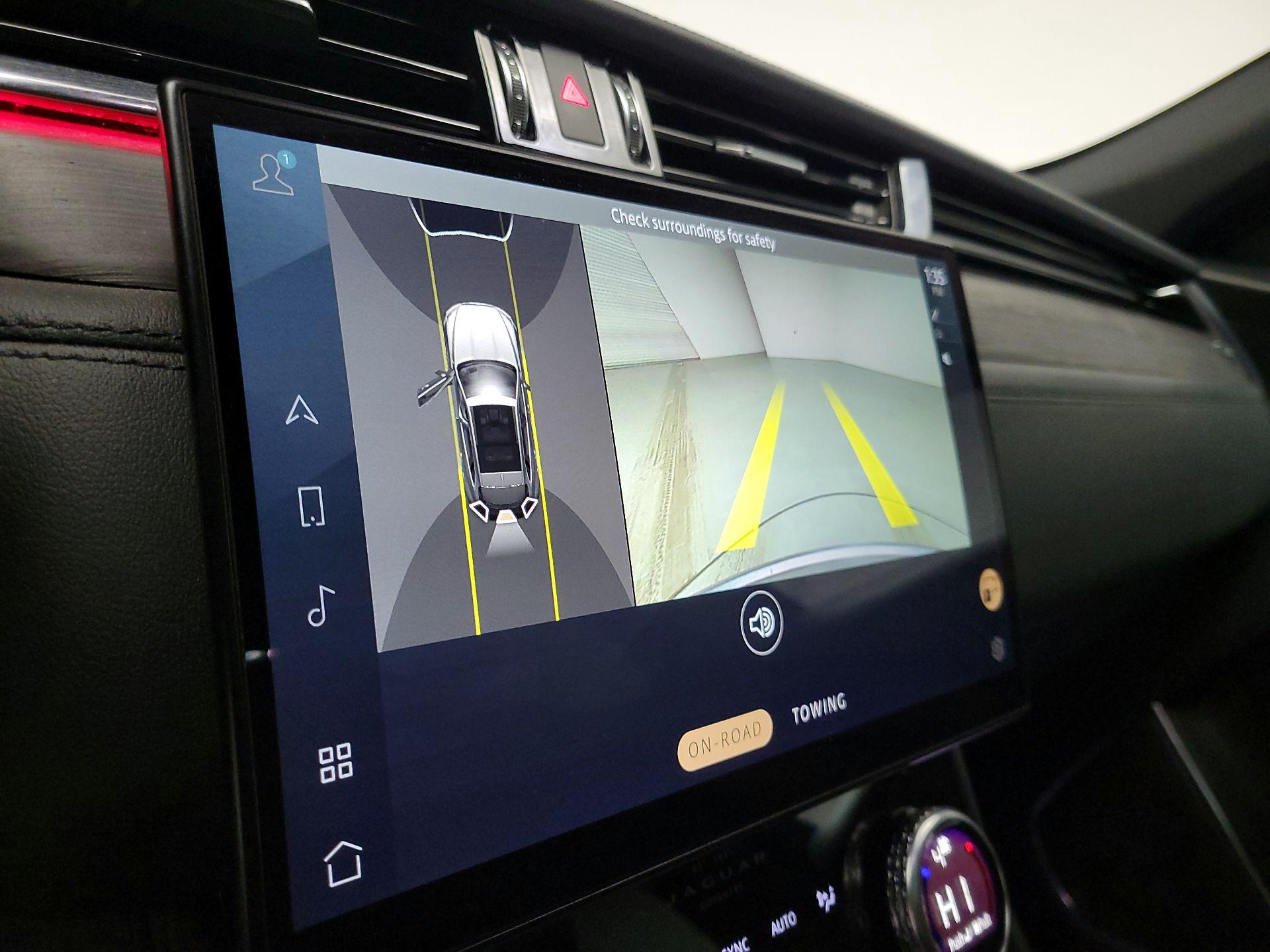 Thumbnail: 2022 Jaguar F-Pace - 15