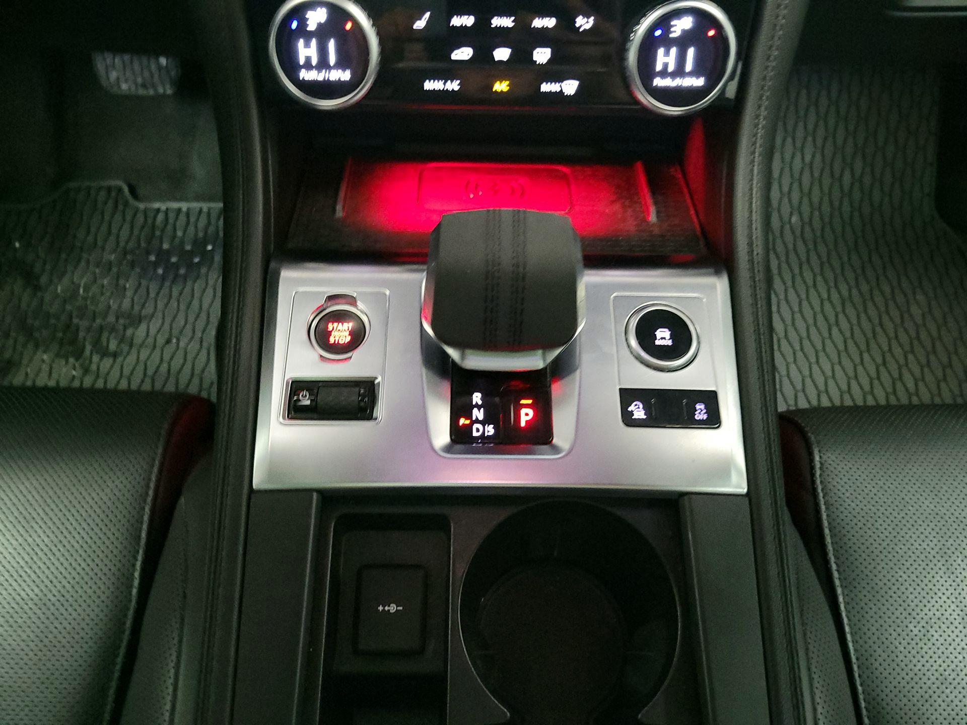 Thumbnail: 2022 Jaguar F-Pace - 18