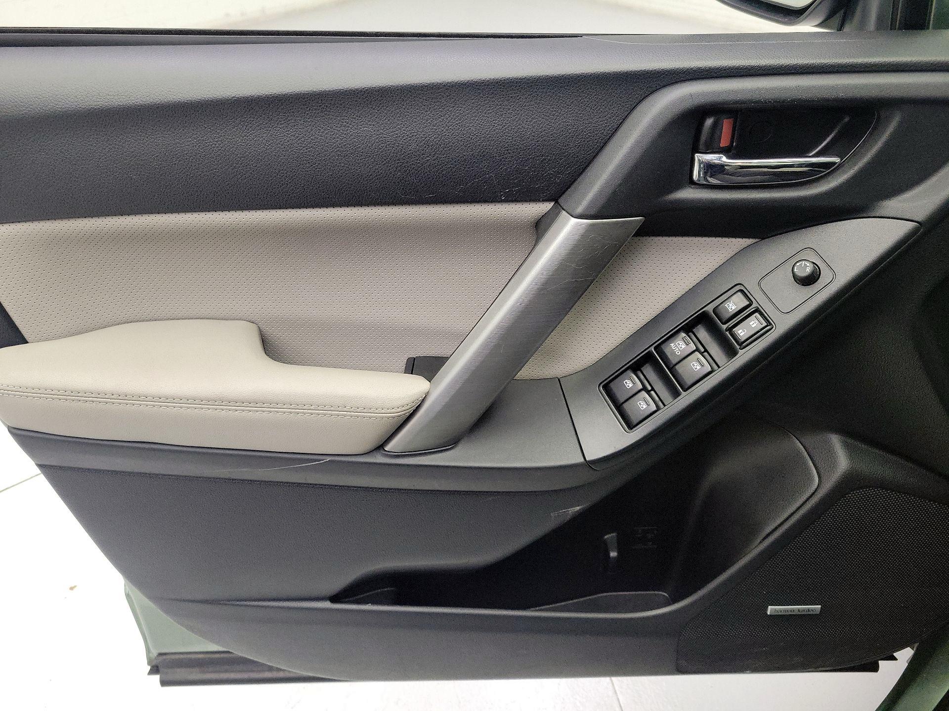 Thumbnail: 2015 Subaru Forester - 12