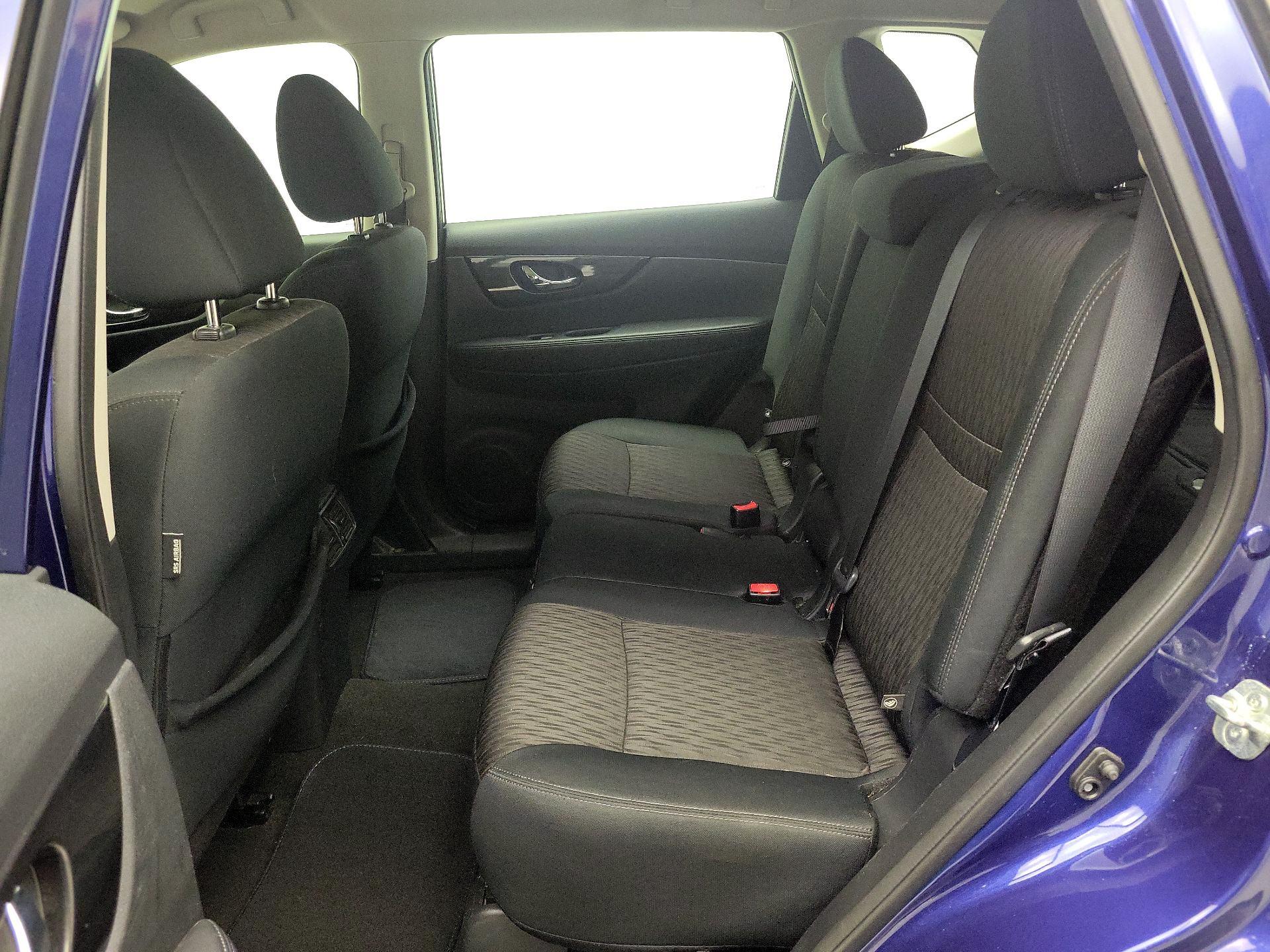 Thumbnail: 2018 Nissan Rogue - 19