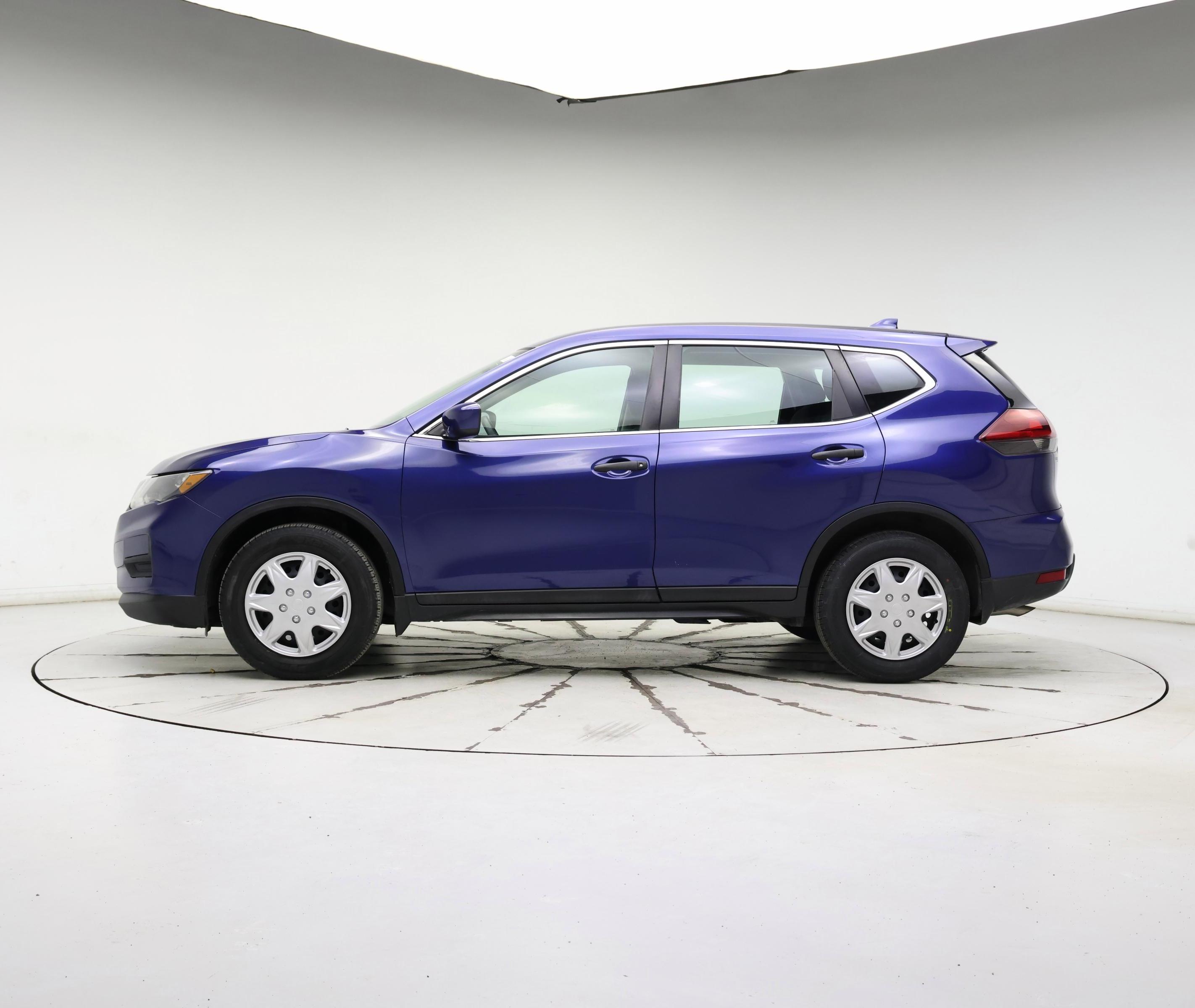 Thumbnail: 2018 Nissan Rogue - 3