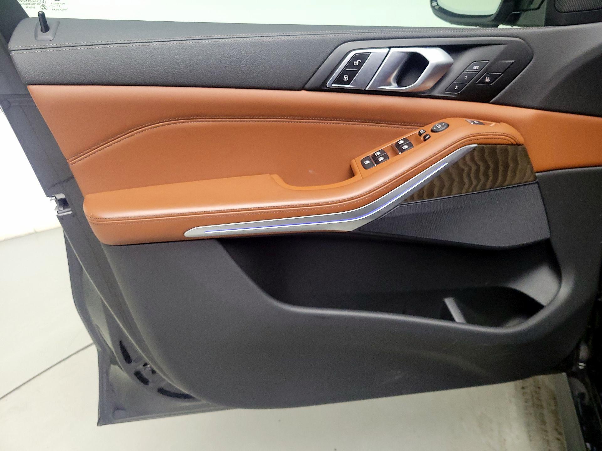 Thumbnail: 2022 BMW X5 - 12