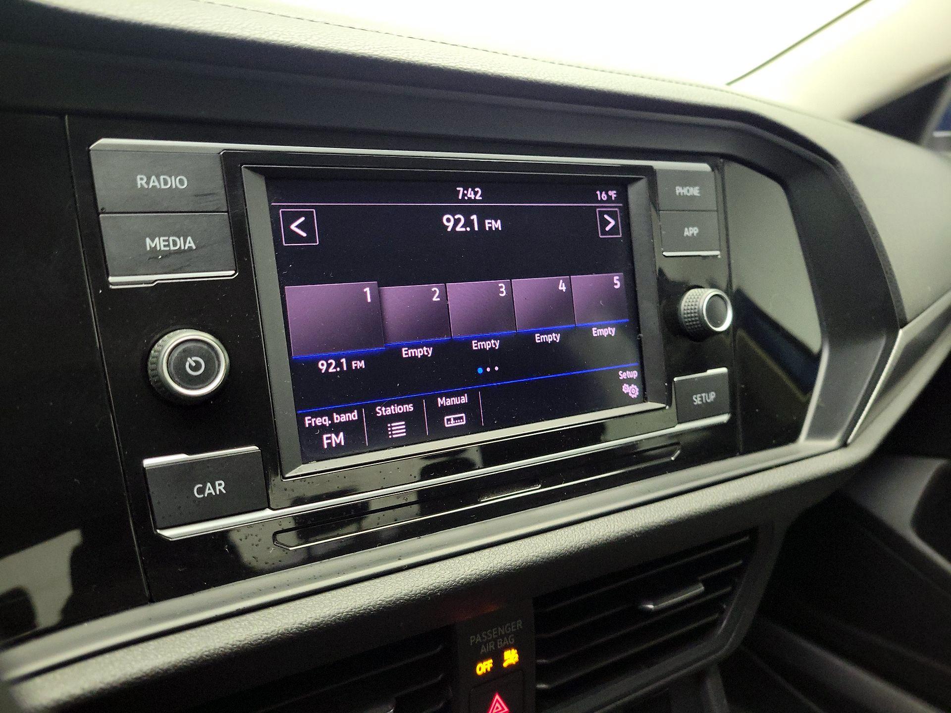 Thumbnail: 2019 Volkswagen Jetta - 14