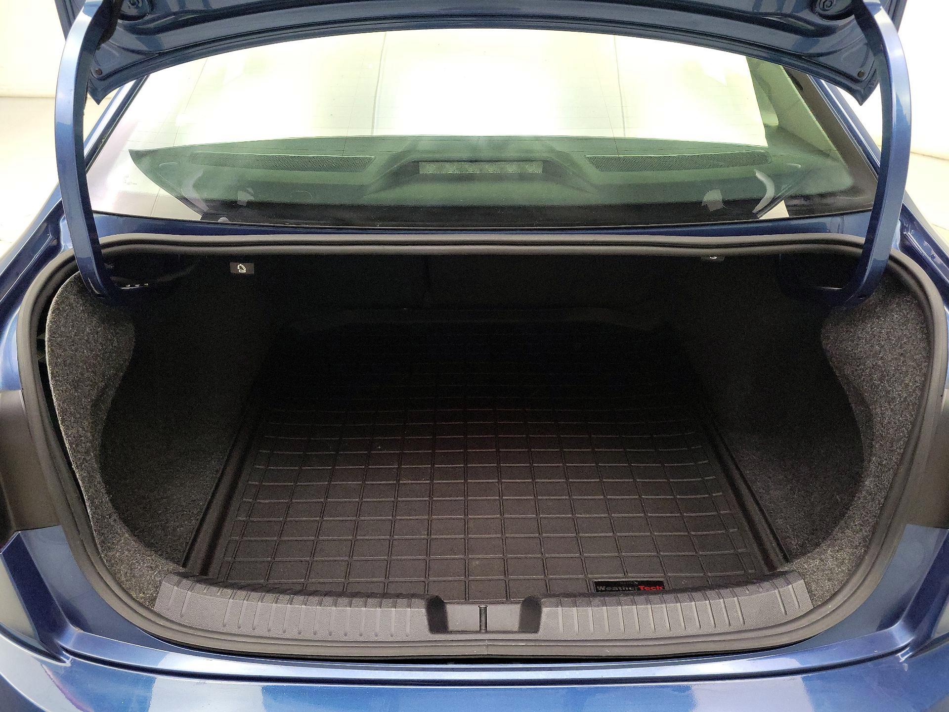 Thumbnail: 2019 Volkswagen Jetta - 19