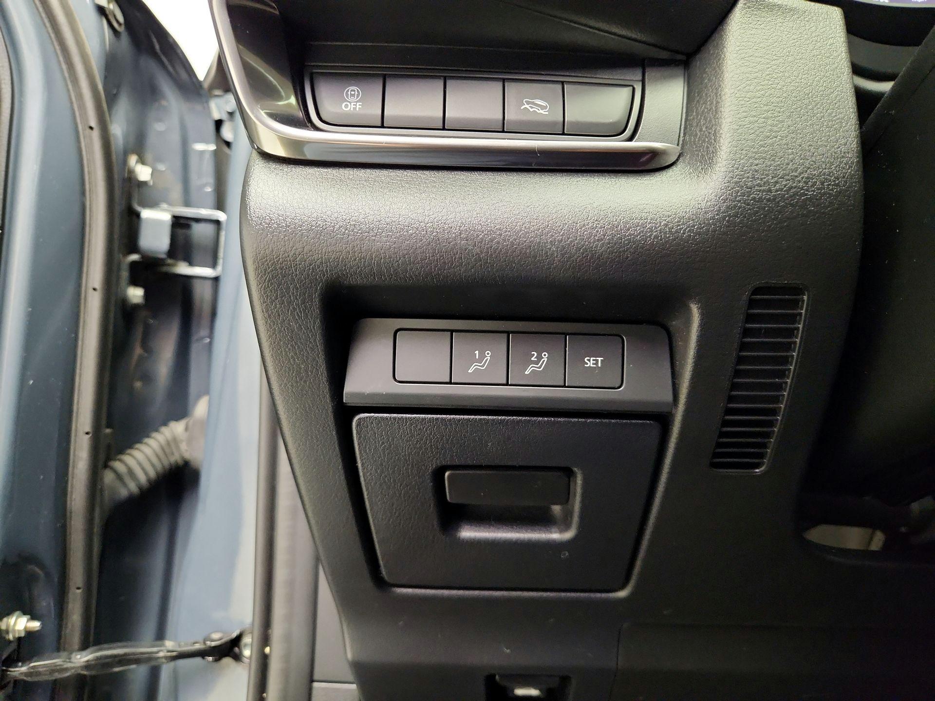 Thumbnail: 2023 Mazda CX-30 - 13