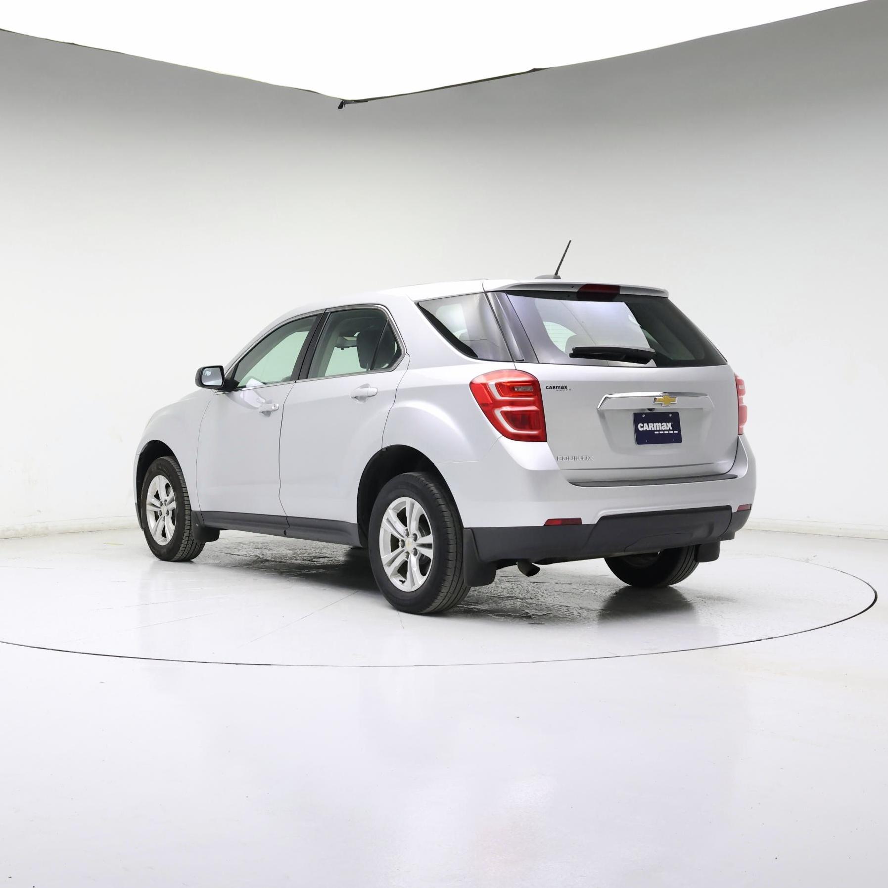 Thumbnail: 2017 Chevrolet Equinox - 2