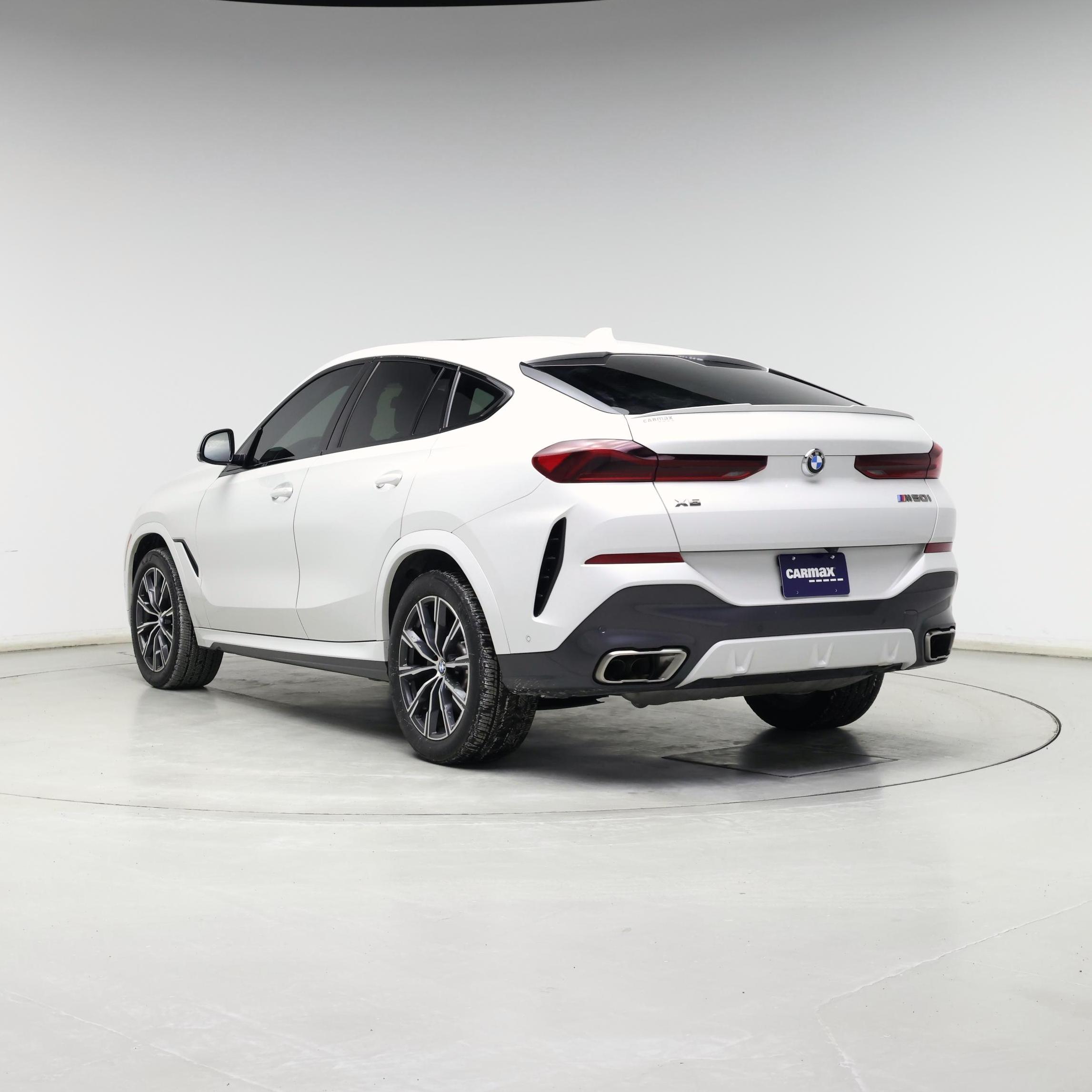 Thumbnail: 2023 BMW X6 - 2