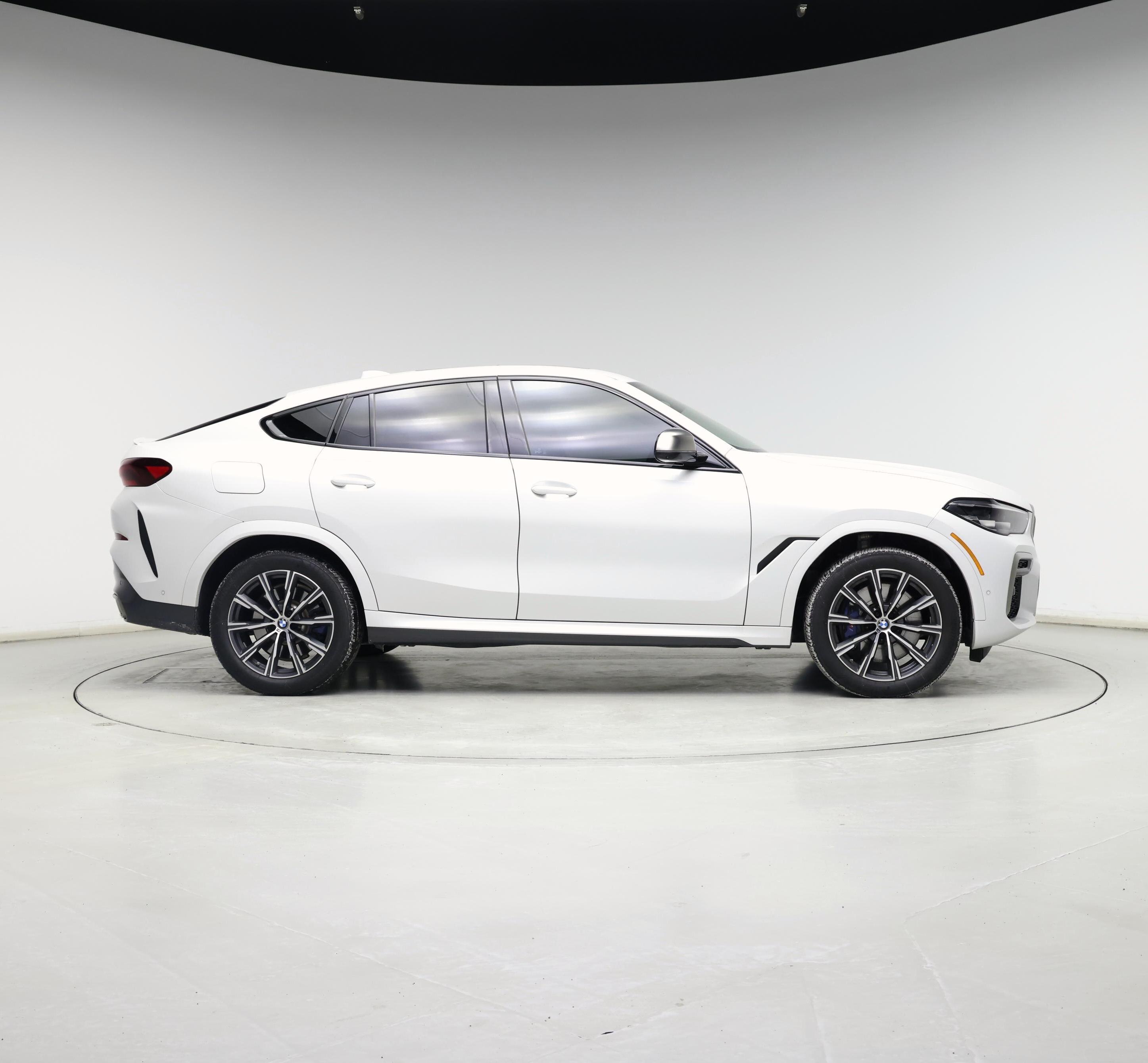 Thumbnail: 2023 BMW X6 - 7