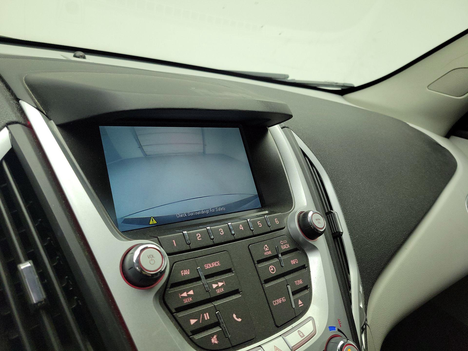 Thumbnail: 2015 GMC Terrain - 13