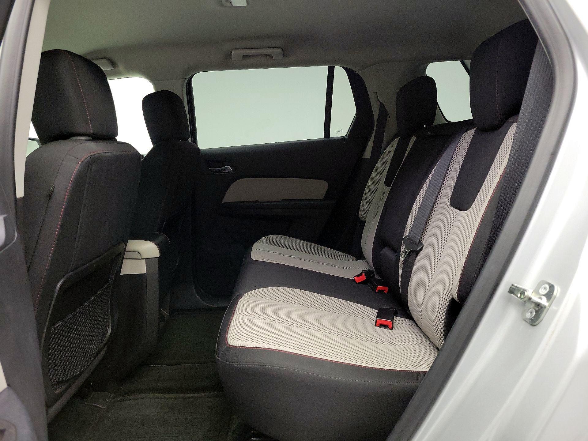 Thumbnail: 2015 GMC Terrain - 18