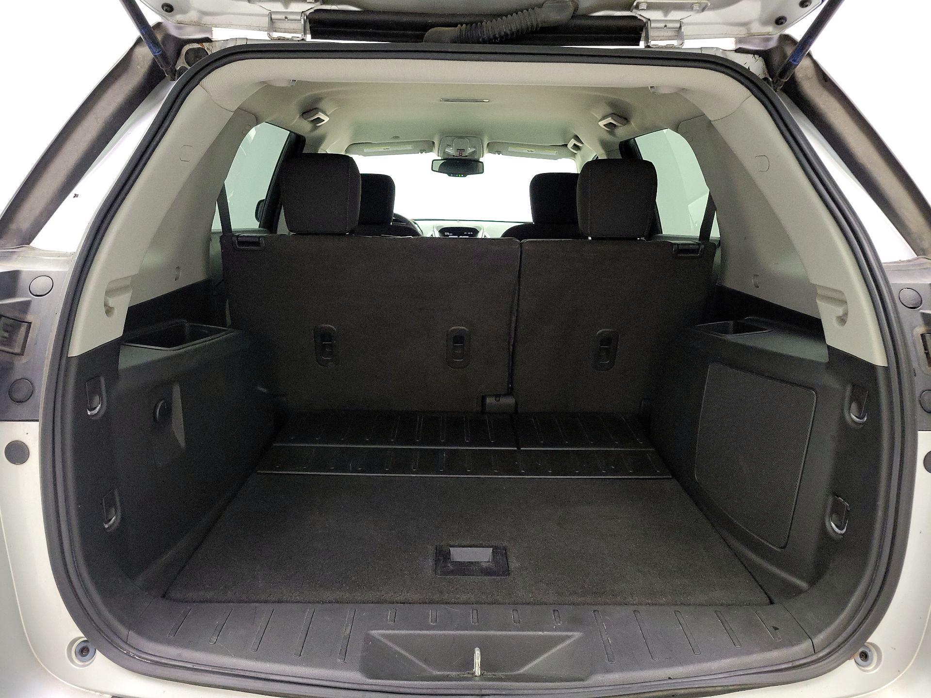 Thumbnail: 2015 GMC Terrain - 19