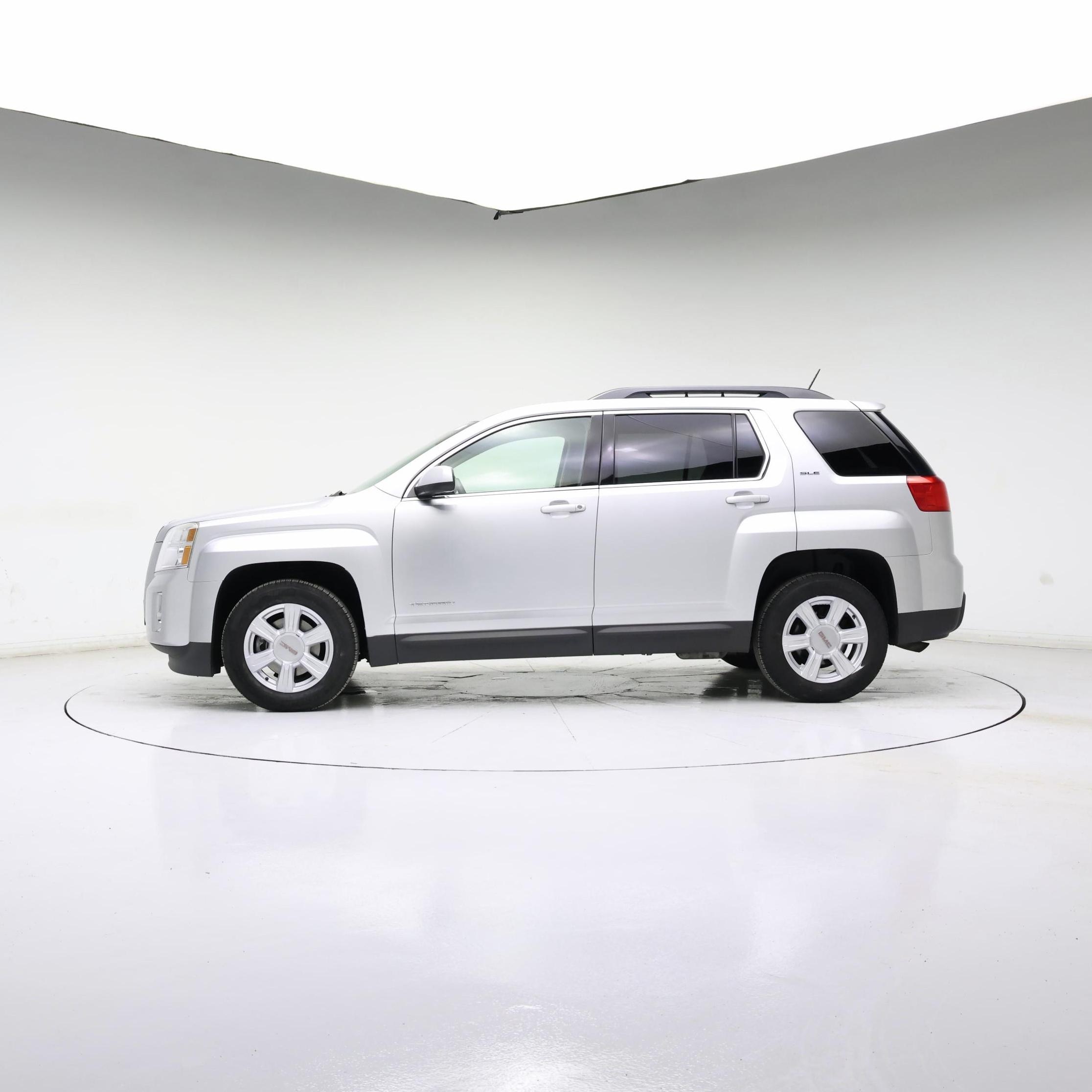 Thumbnail: 2015 GMC Terrain - 3