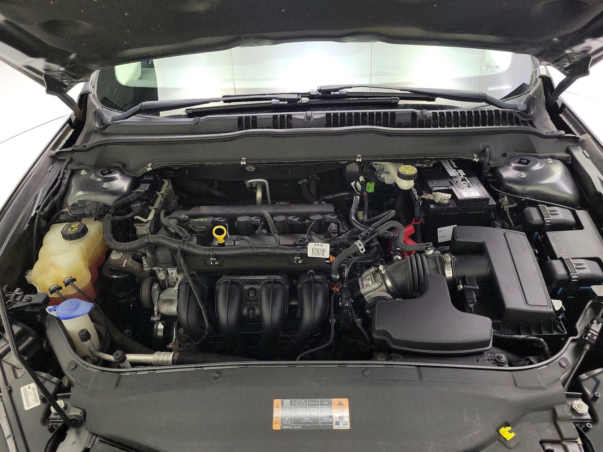 Thumbnail: 2015 Ford Fusion - 19