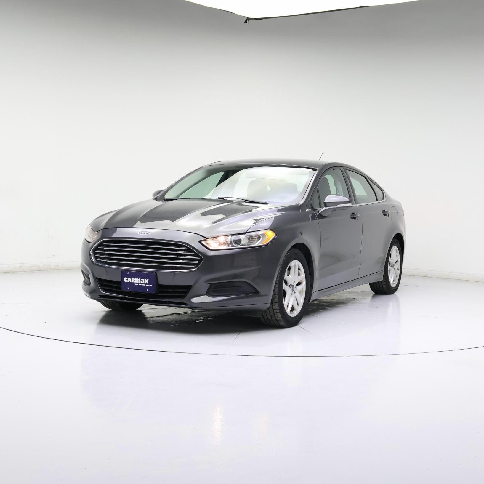 Thumbnail: 2015 Ford Fusion - 4