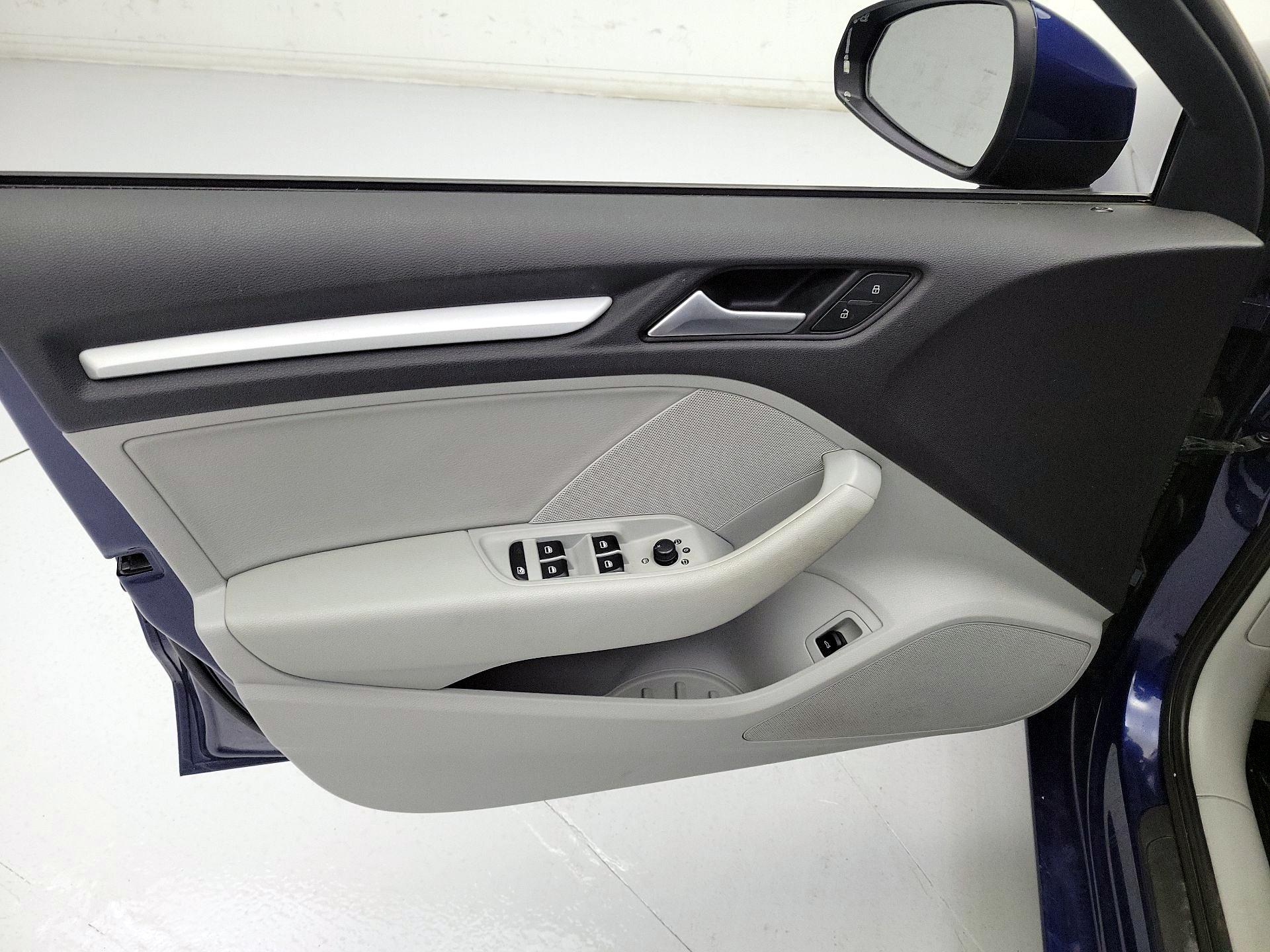 Thumbnail: 2015 Audi A3 - 12