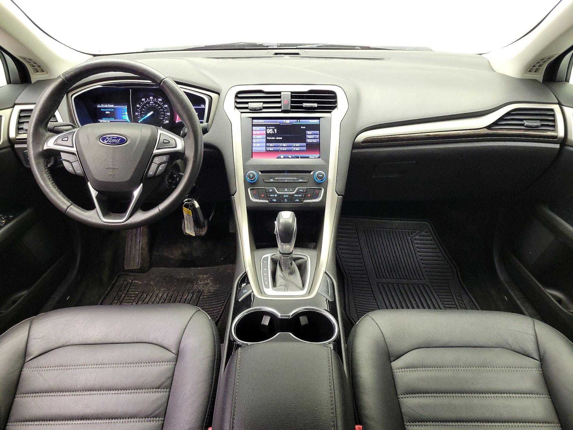 Thumbnail: 2016 Ford Fusion - 9