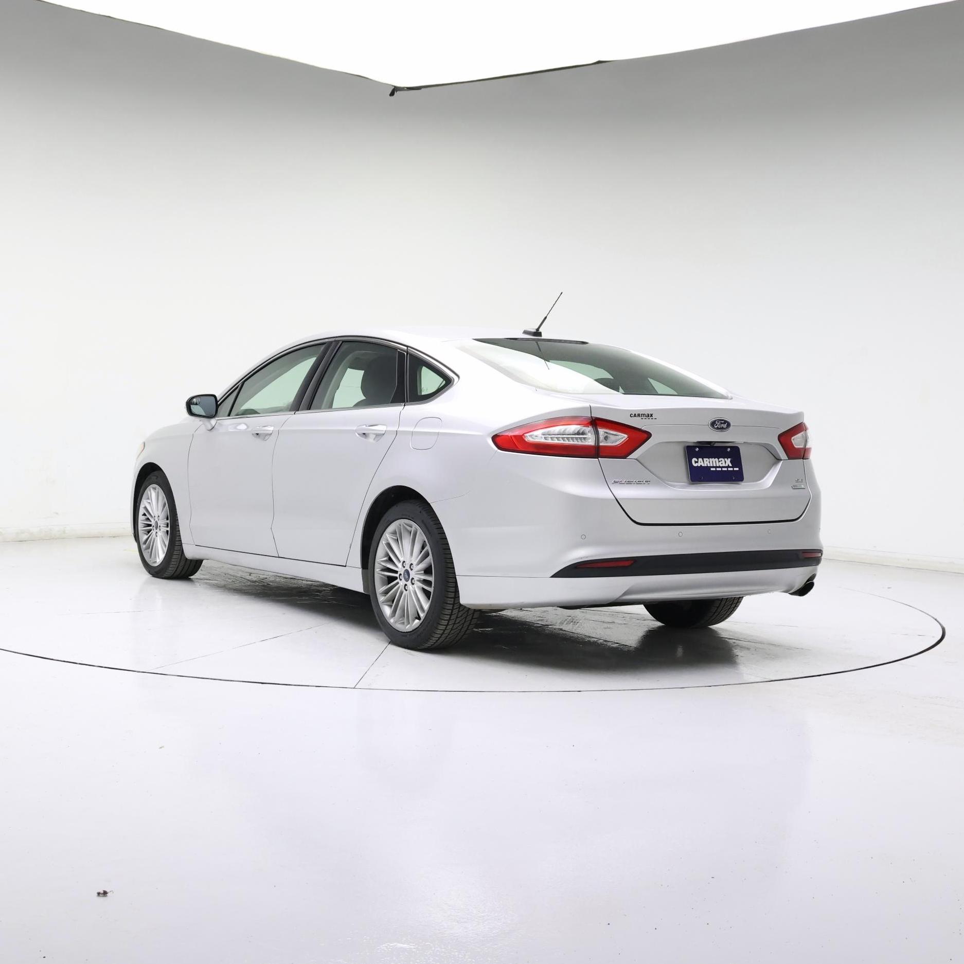 Thumbnail: 2016 Ford Fusion - 2