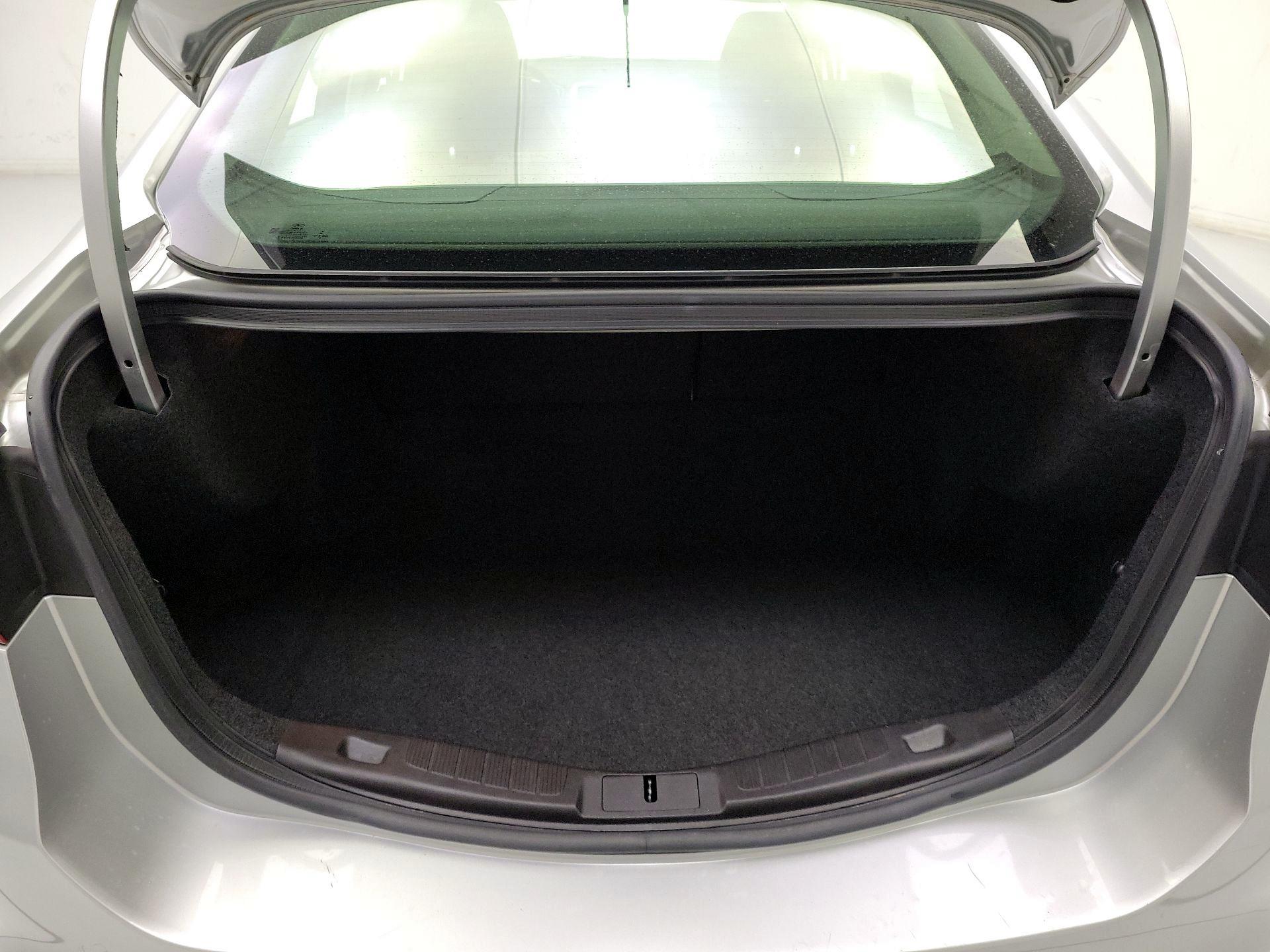 Thumbnail: 2016 Ford Fusion - 19