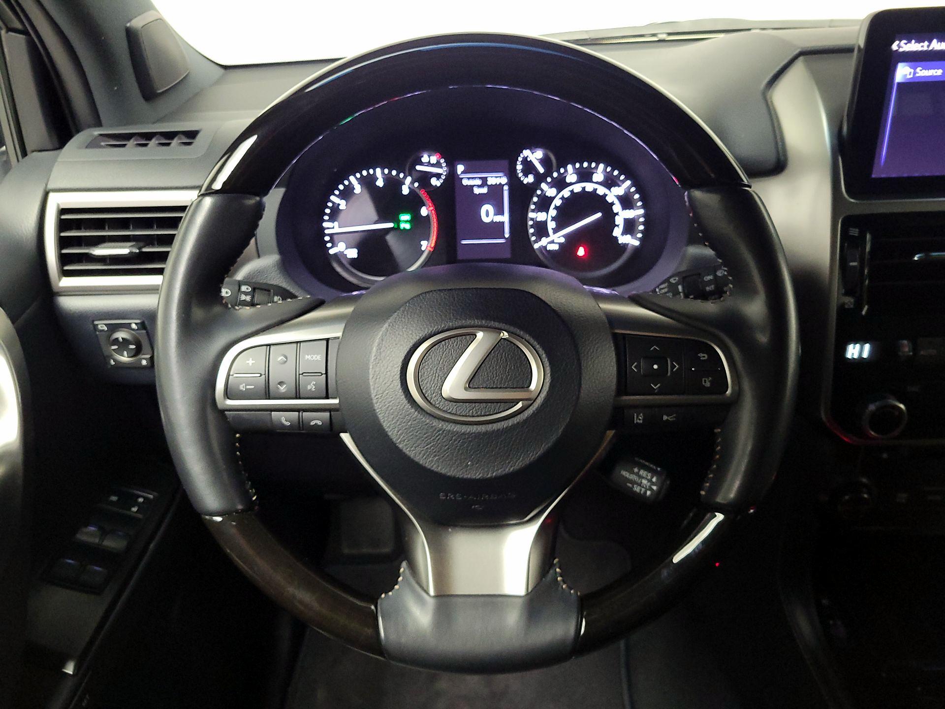 Thumbnail: 2023 Lexus GX - 10