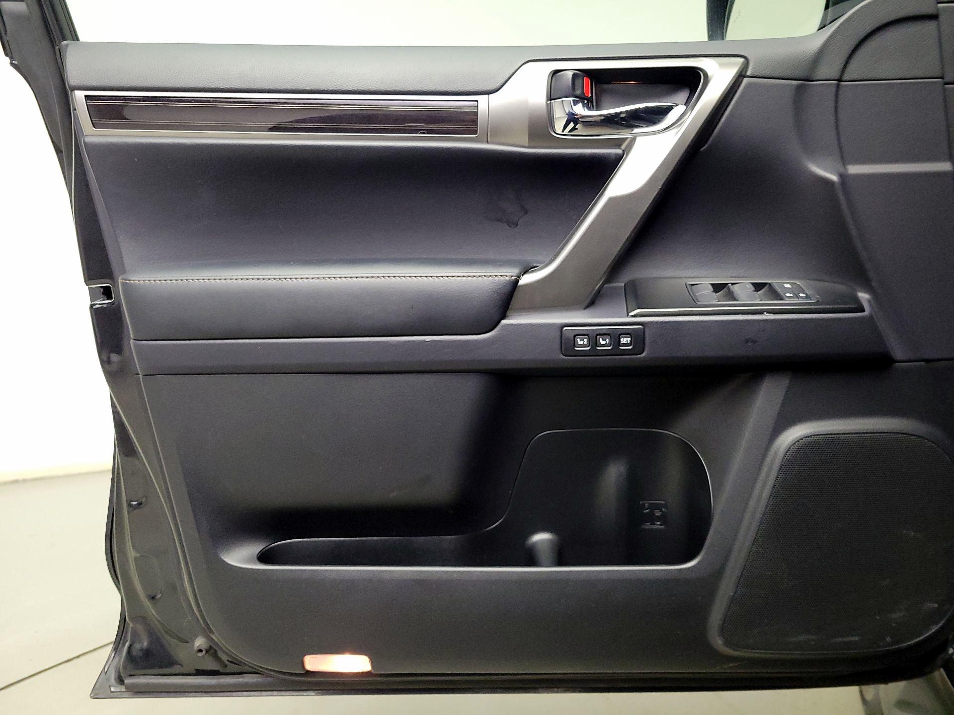 Thumbnail: 2023 Lexus GX - 12