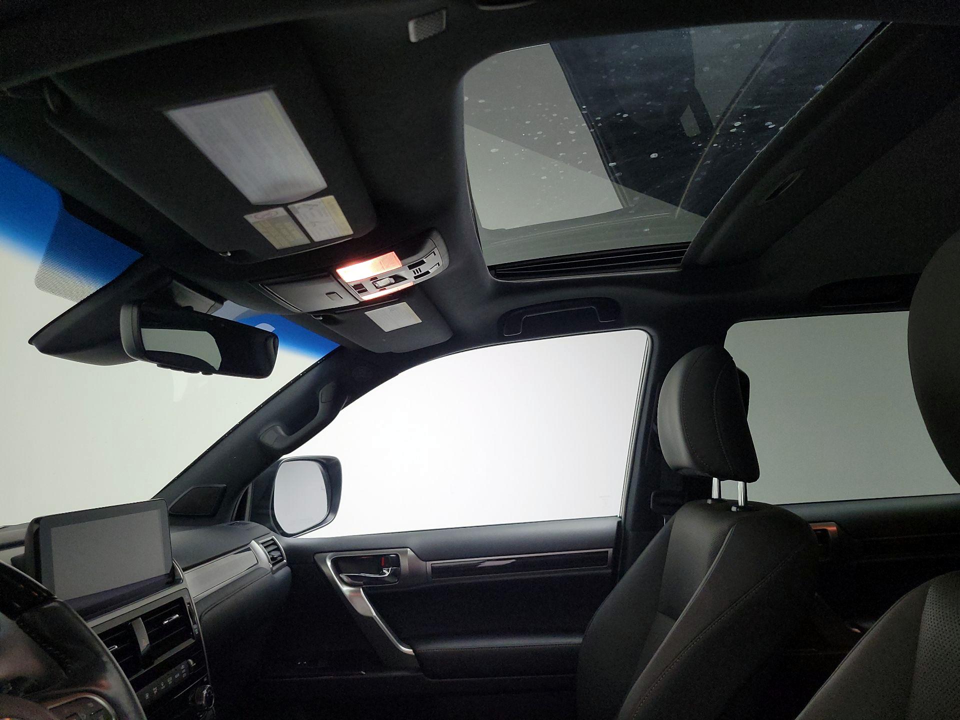 Thumbnail: 2023 Lexus GX - 20