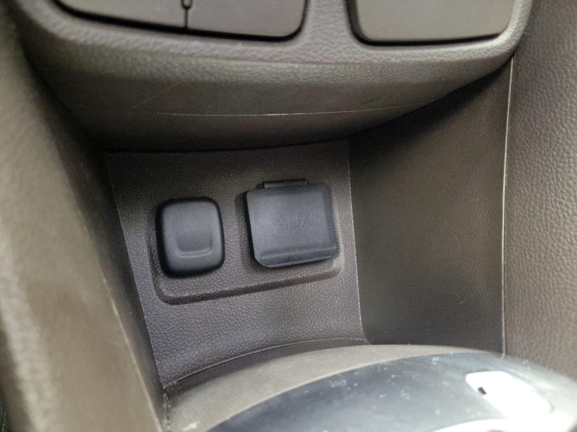 Thumbnail: 2015 Buick Encore - 19