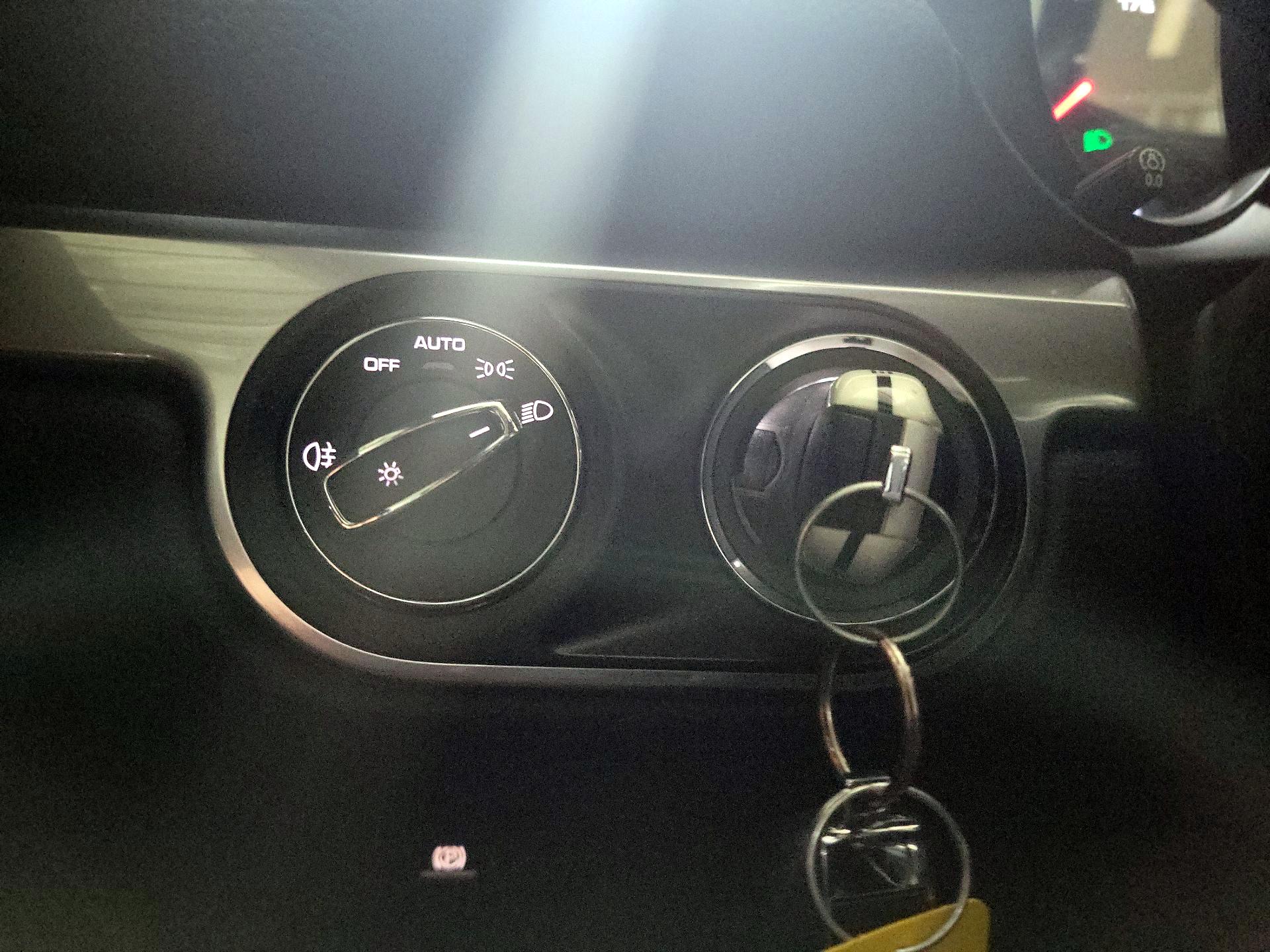 Thumbnail: 2018 Porsche 718 Cayman - 11