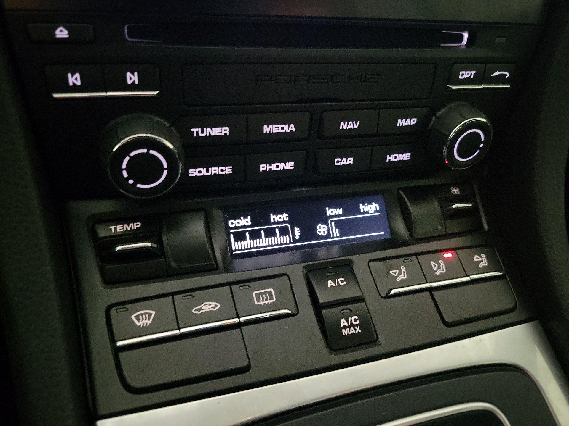 Thumbnail: 2018 Porsche 718 Cayman - 14