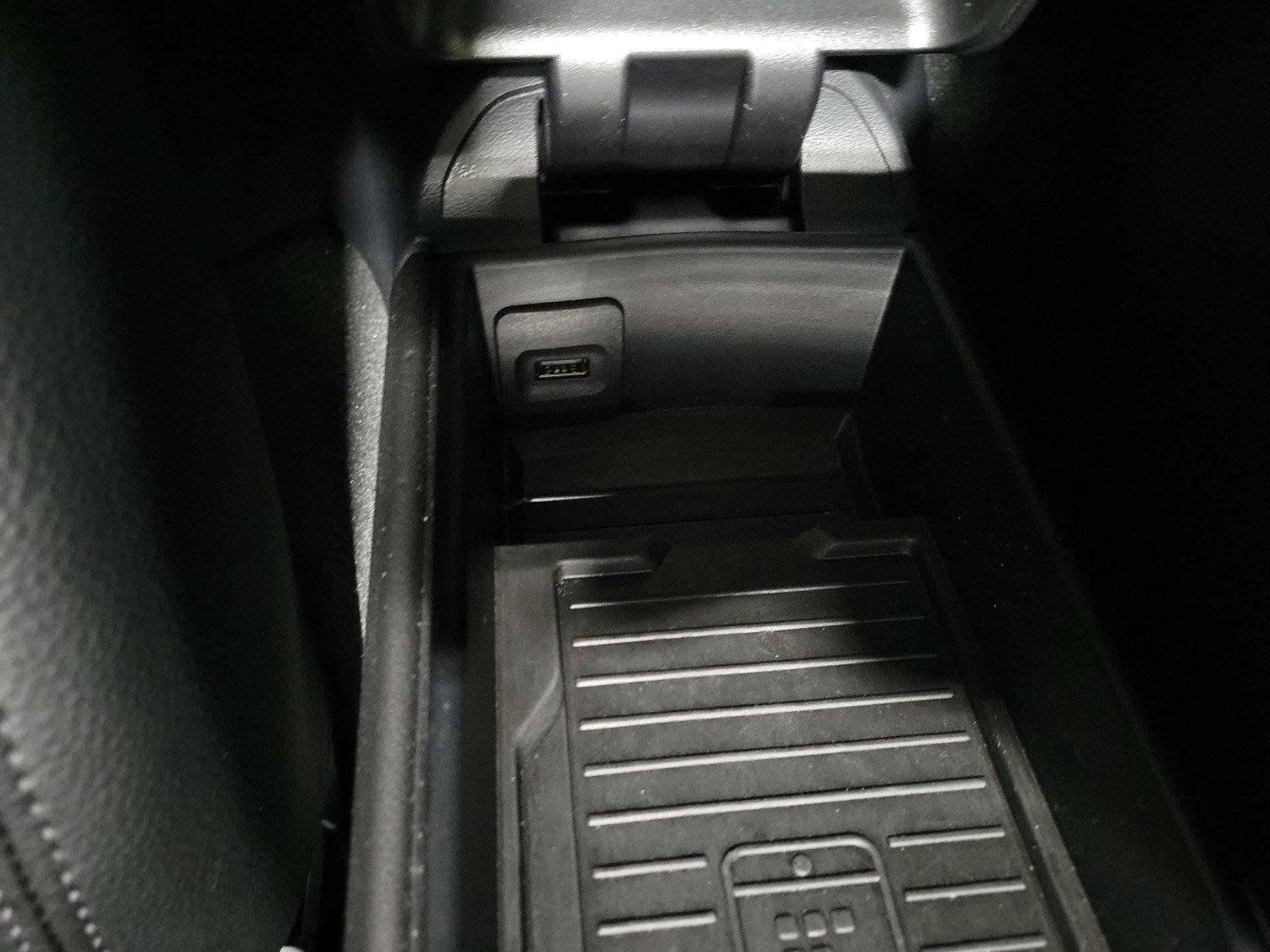 Thumbnail: 2018 Porsche 718 Cayman - 16