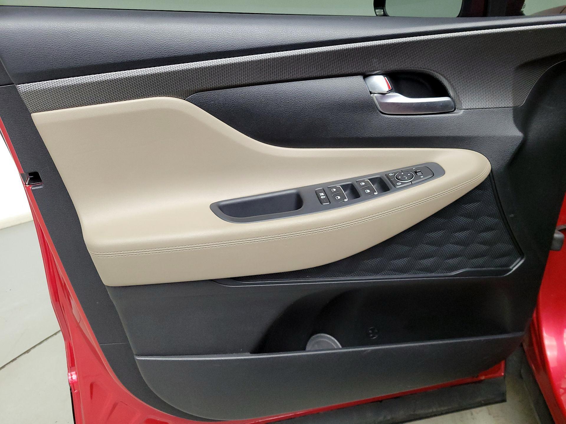 Thumbnail: 2020 Hyundai Santa Fe - 12