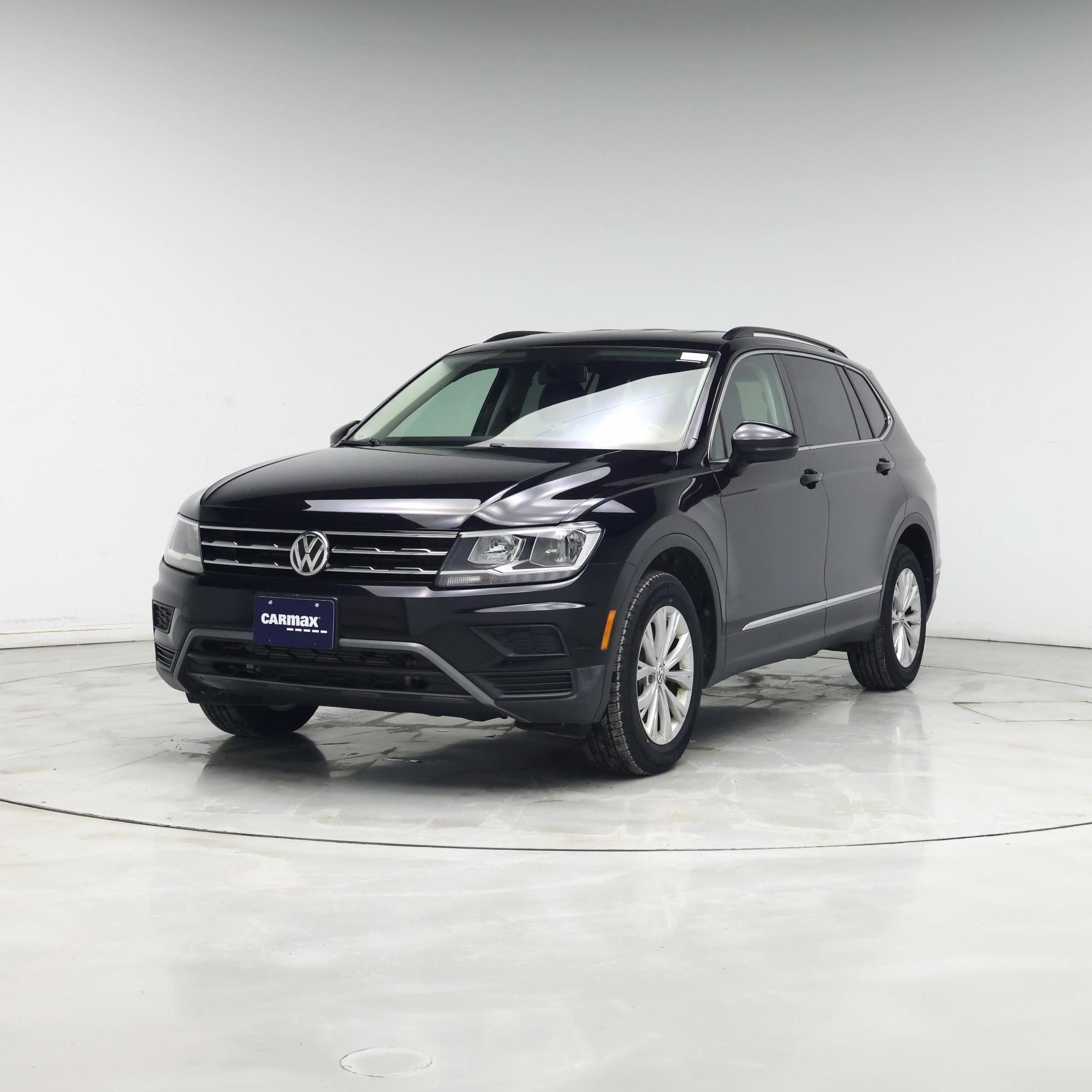 Thumbnail: 2018 Volkswagen Tiguan - 4