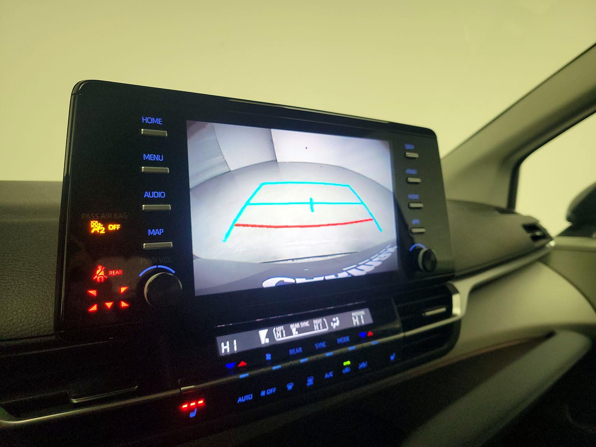 Thumbnail: 2024 Toyota Sienna - 14