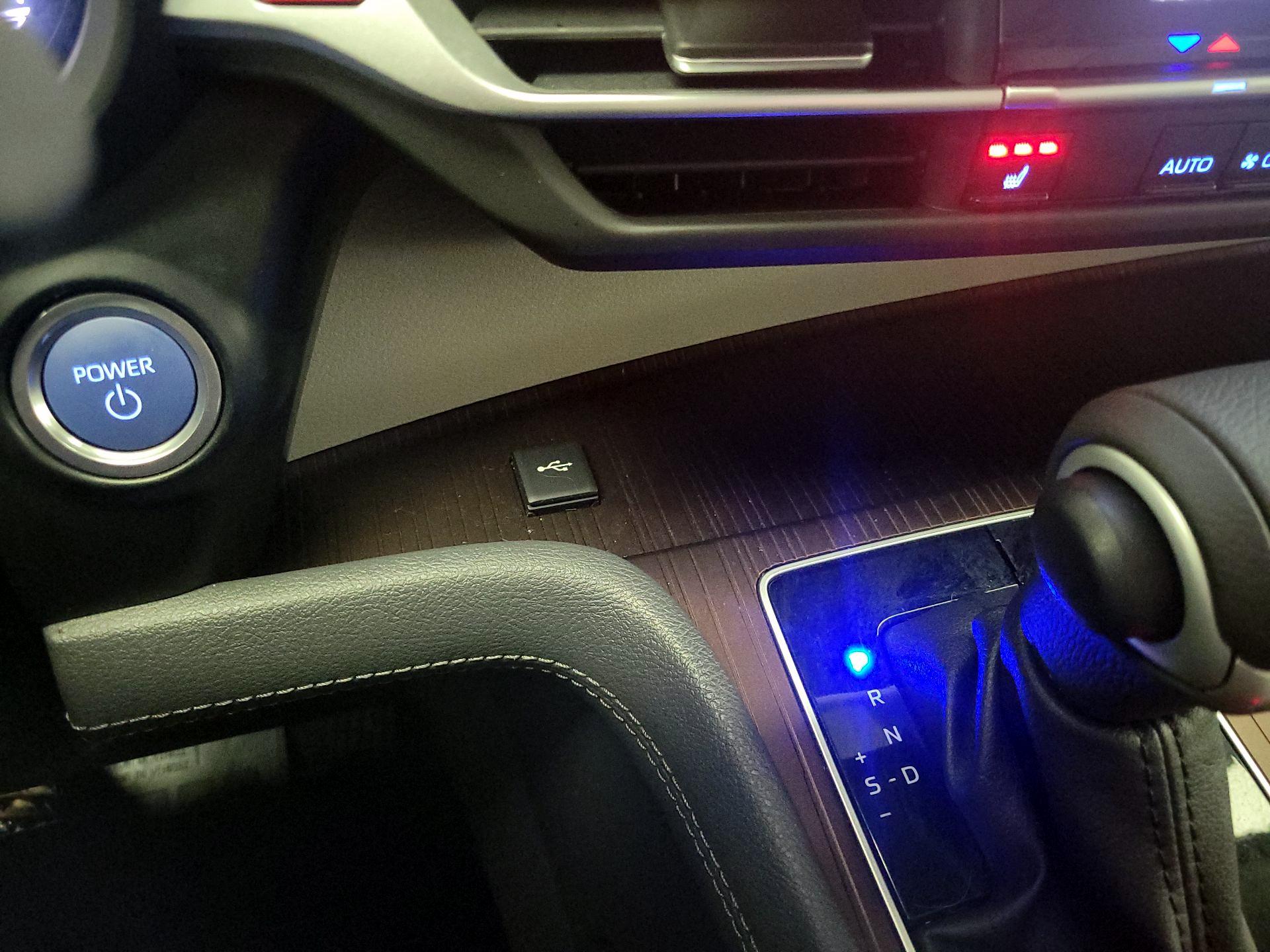 Thumbnail: 2024 Toyota Sienna - 18