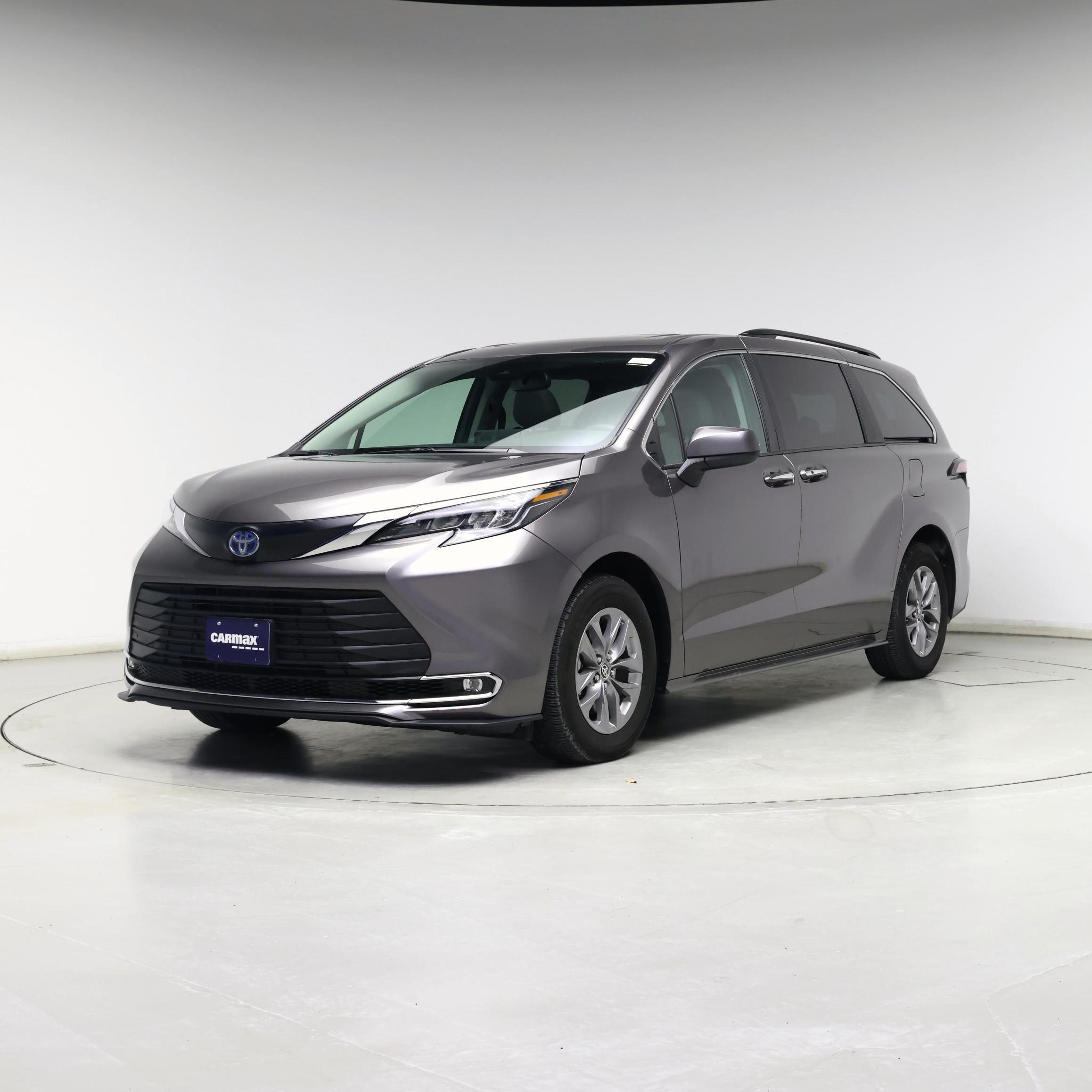 Thumbnail: 2024 Toyota Sienna - 4