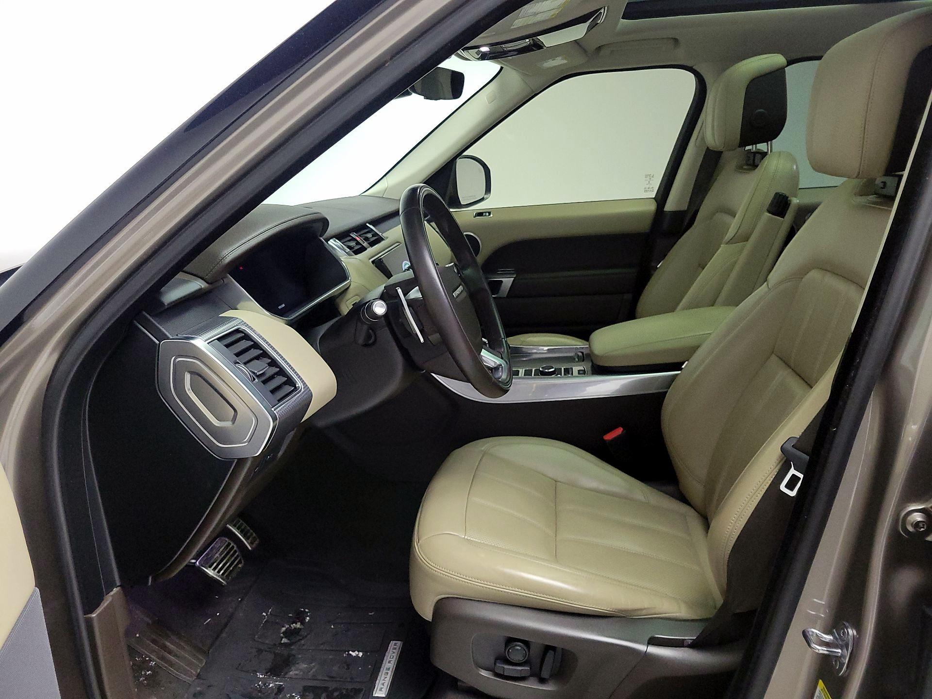 Thumbnail: 2021 Land Rover Range Rover Sport - 11