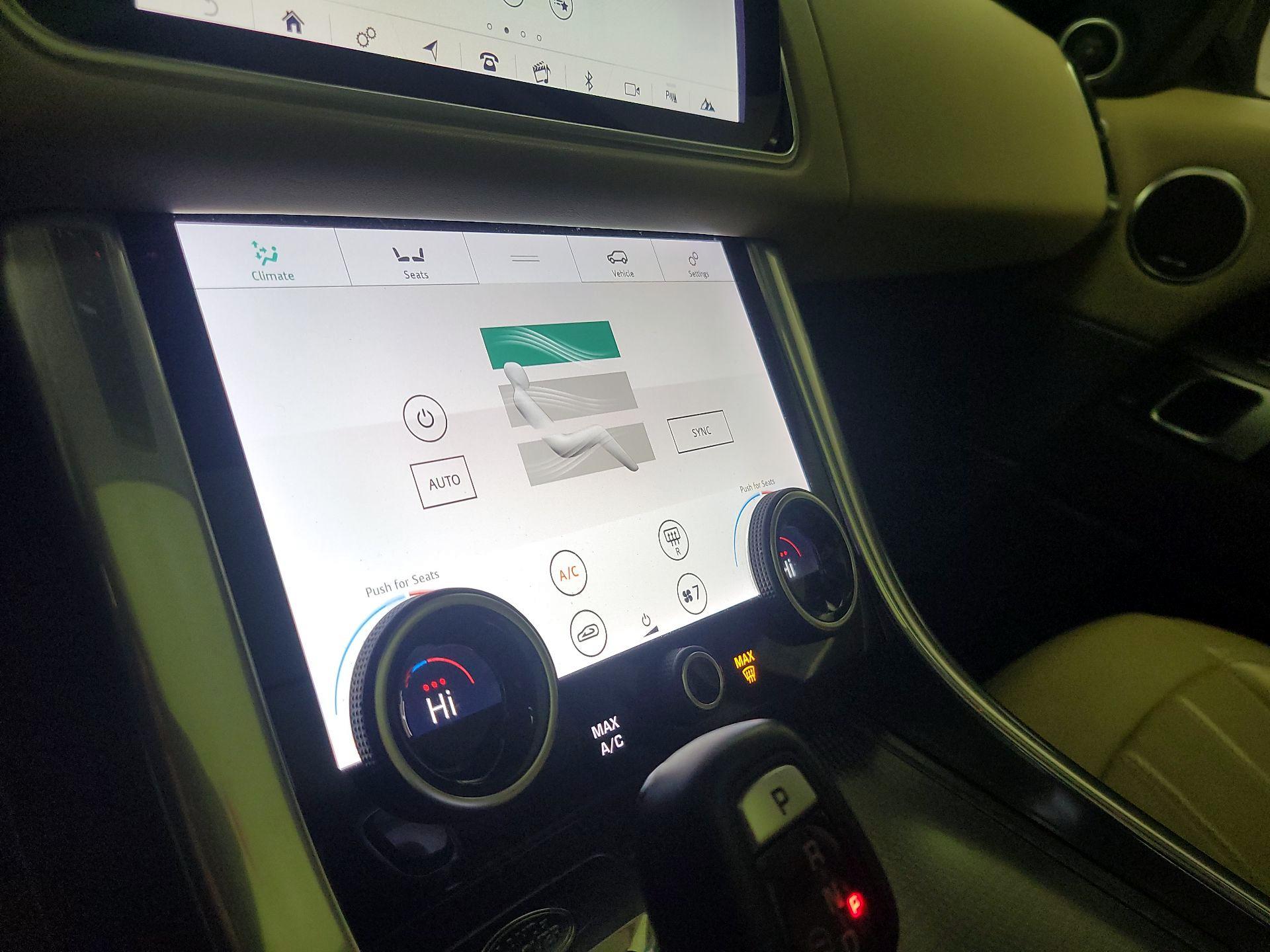 Thumbnail: 2021 Land Rover Range Rover Sport - 17