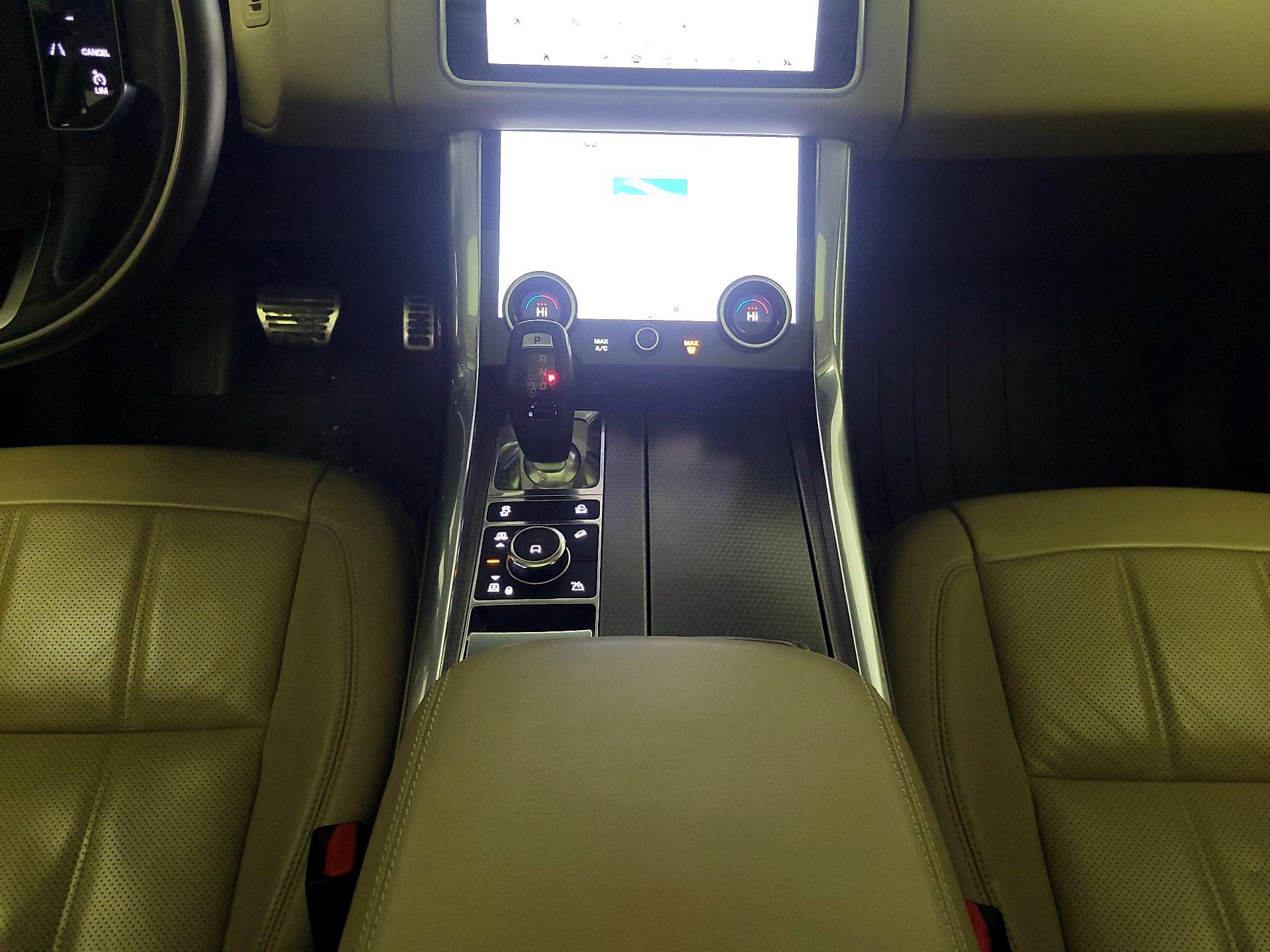 Thumbnail: 2021 Land Rover Range Rover Sport - 18