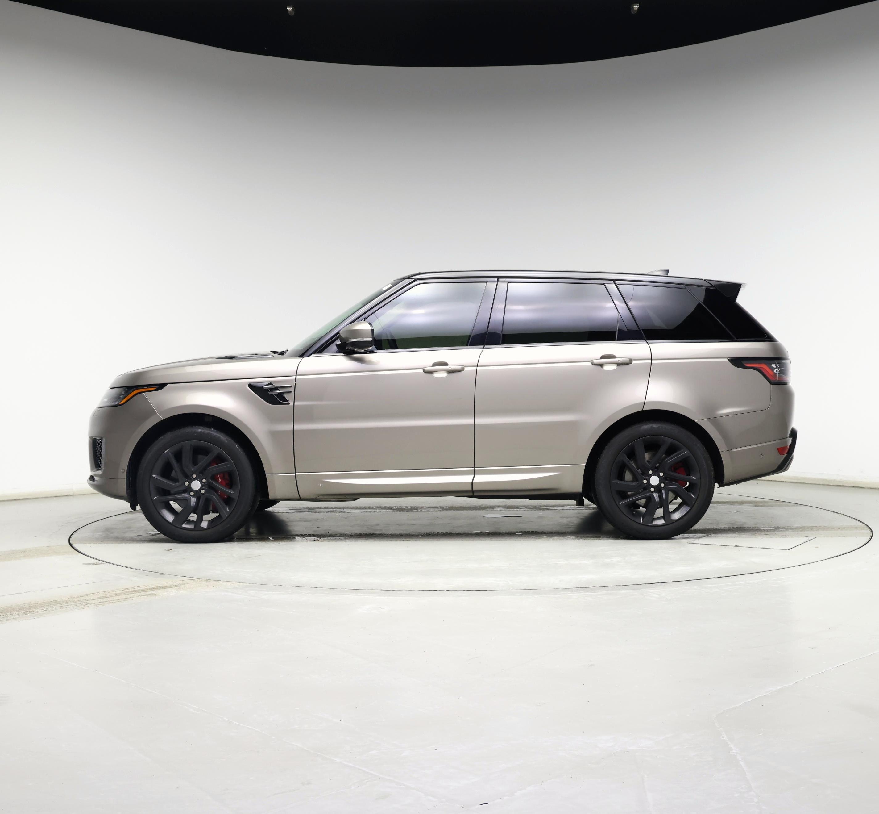 Thumbnail: 2021 Land Rover Range Rover Sport - 3