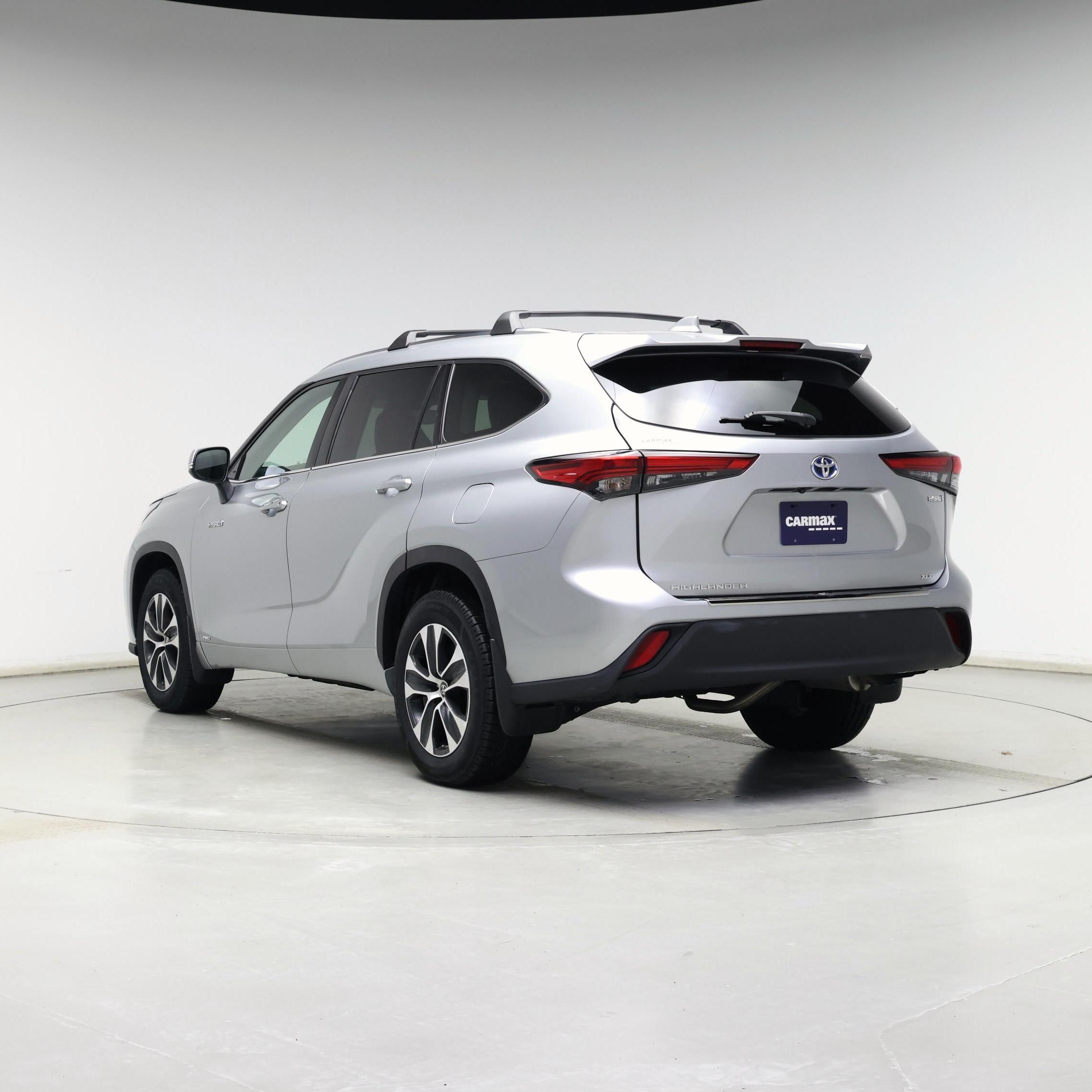 Thumbnail: 2020 Toyota Highlander - 2