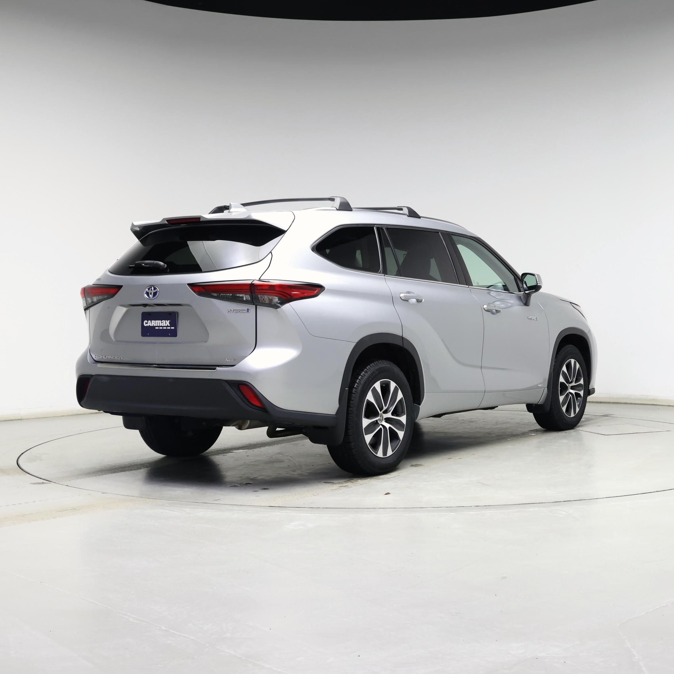 Thumbnail: 2020 Toyota Highlander - 8