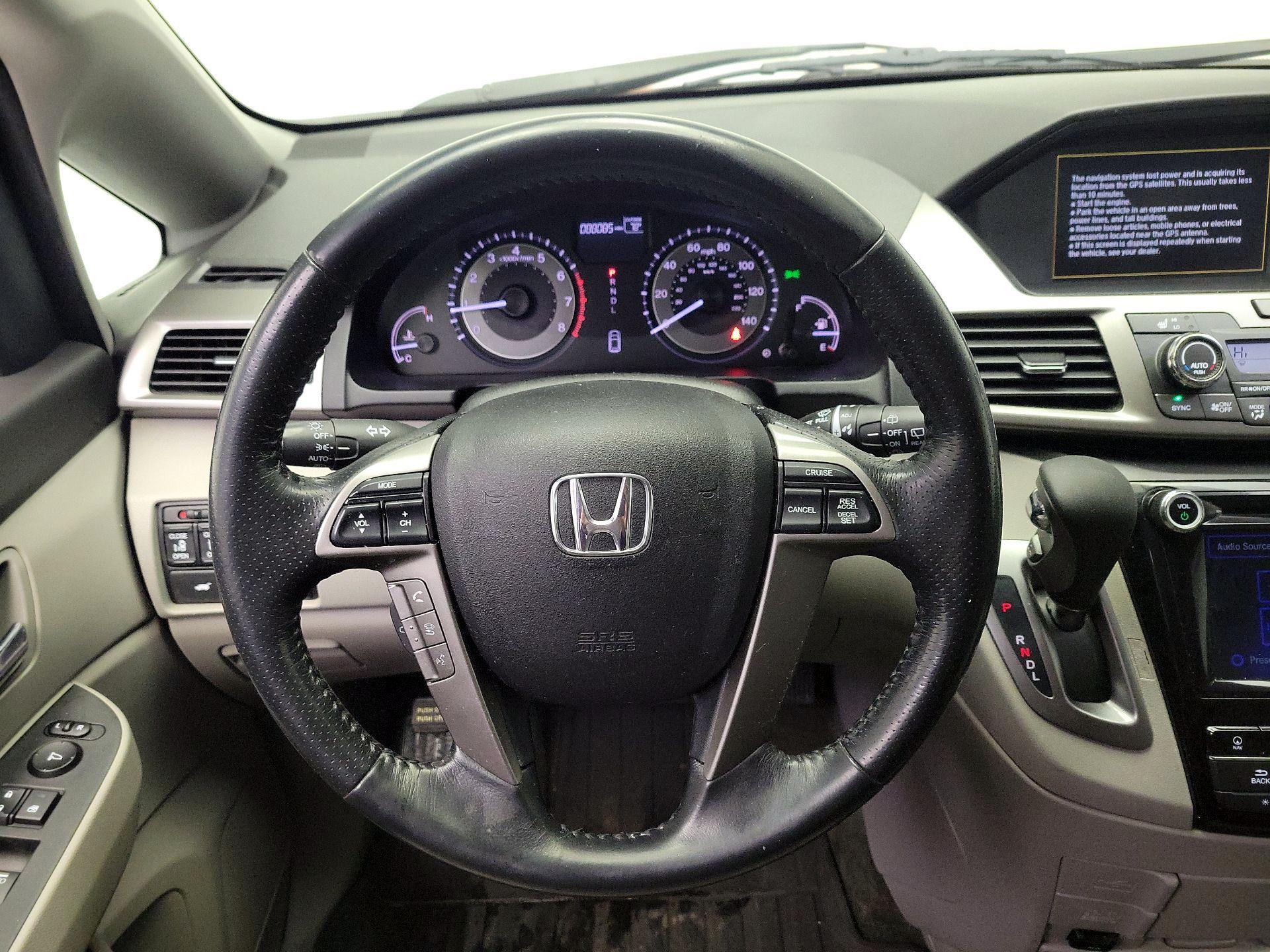 Thumbnail: 2016 Honda Odyssey - 10