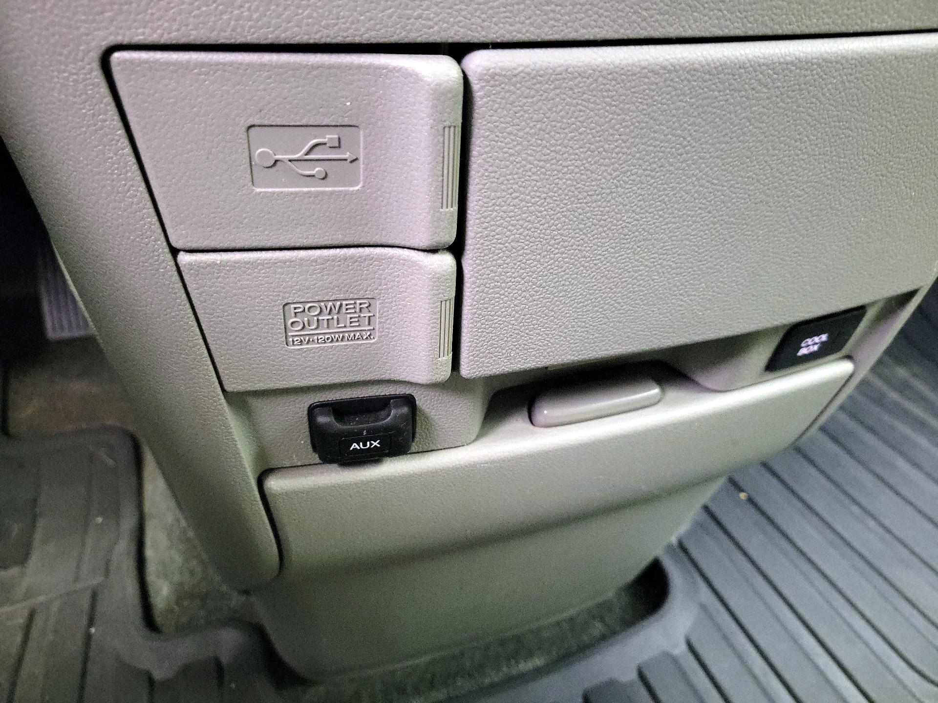 Thumbnail: 2016 Honda Odyssey - 18