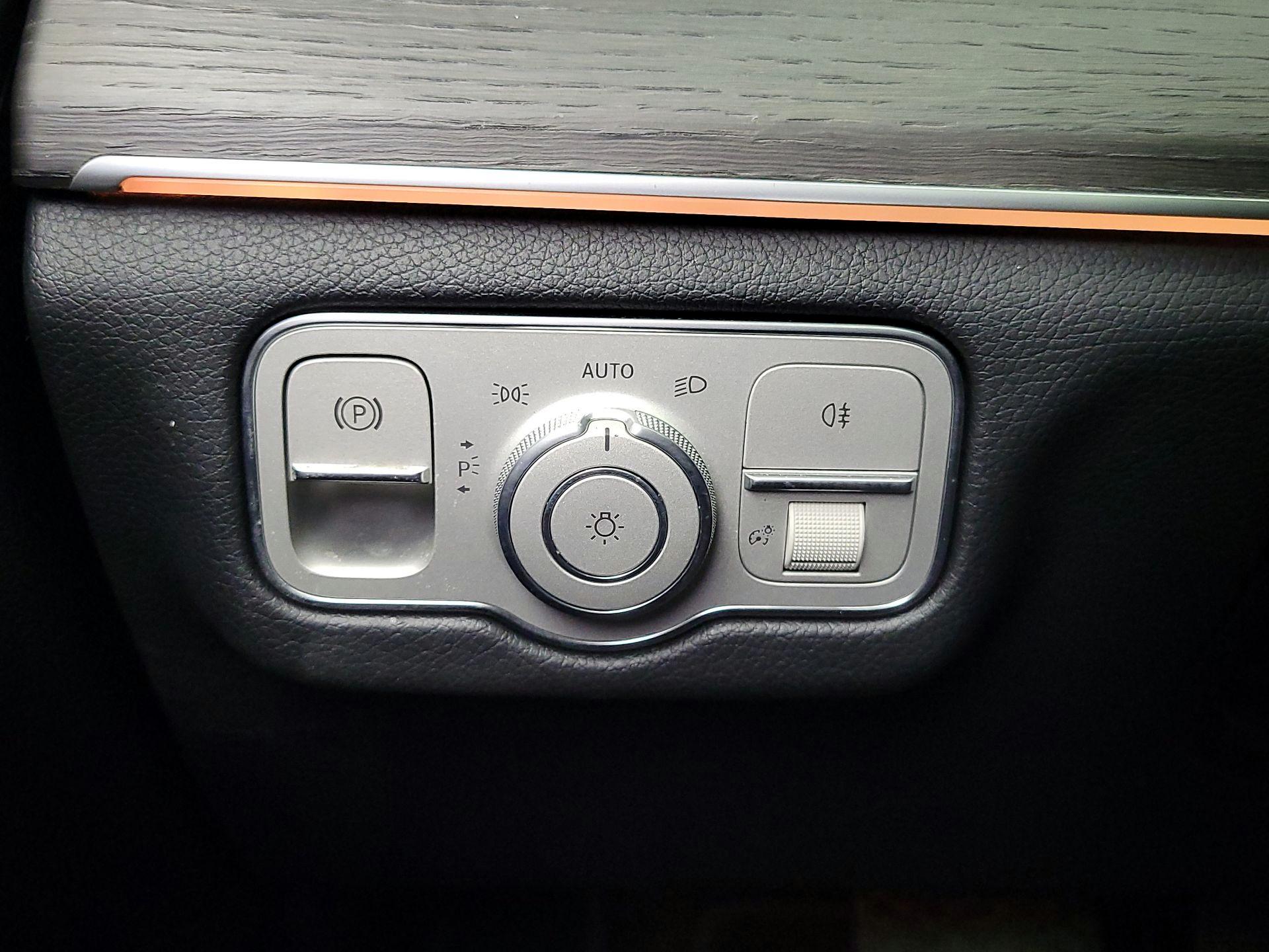 Thumbnail: 2021 Mercedes-Benz GLE - 13