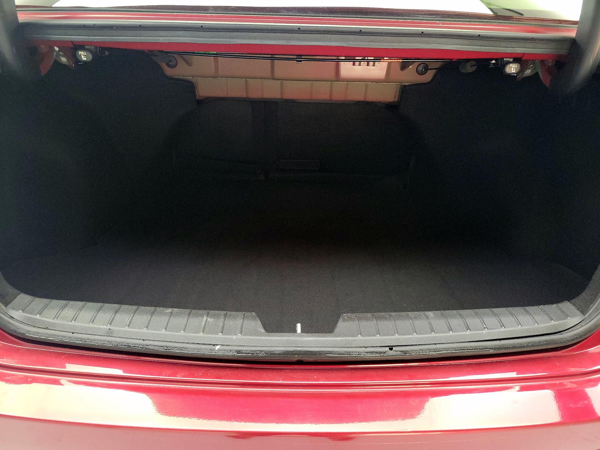 Thumbnail: 2015 Kia Optima - 19