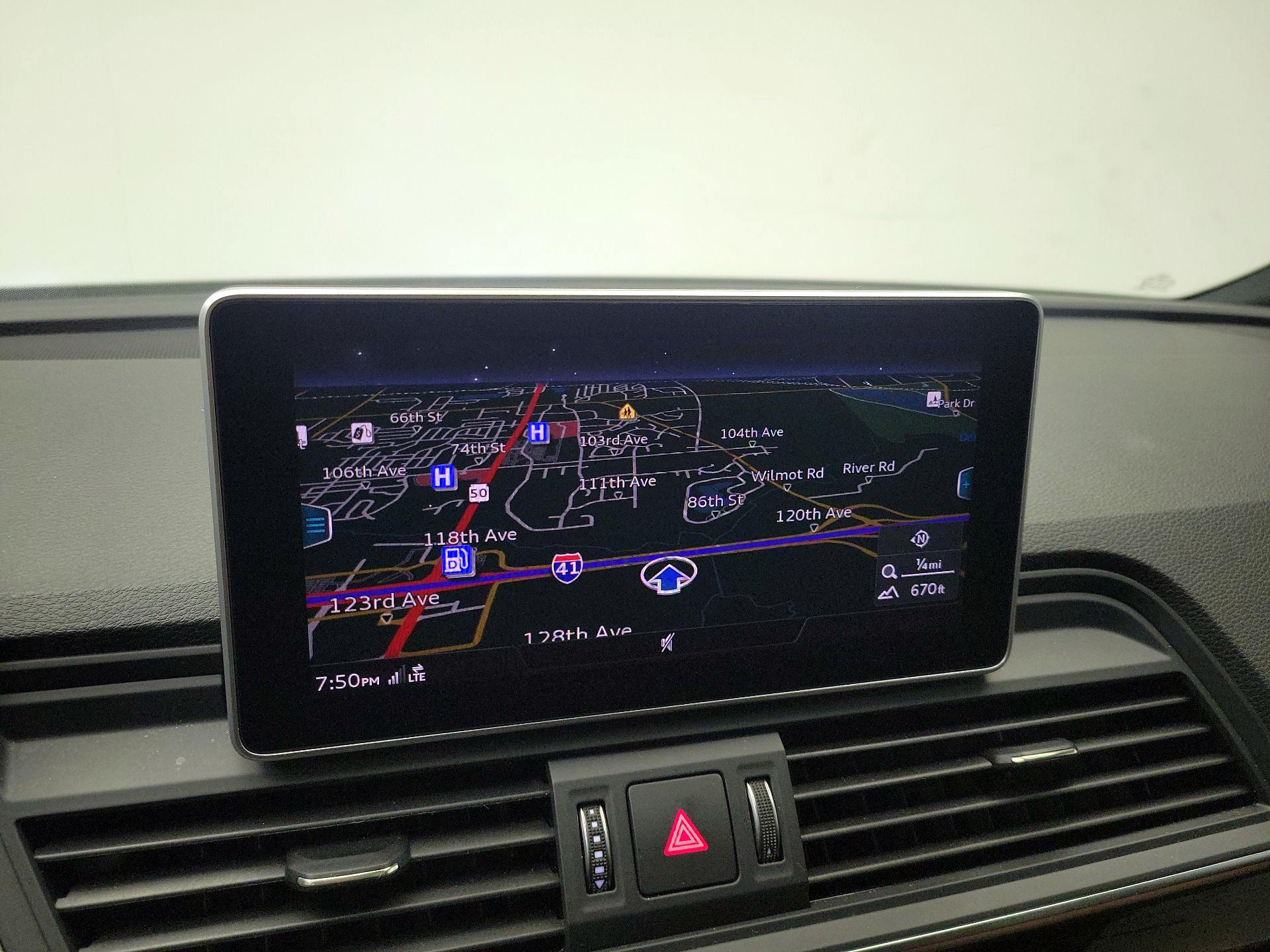 Thumbnail: 2018 Audi Q5 - 14