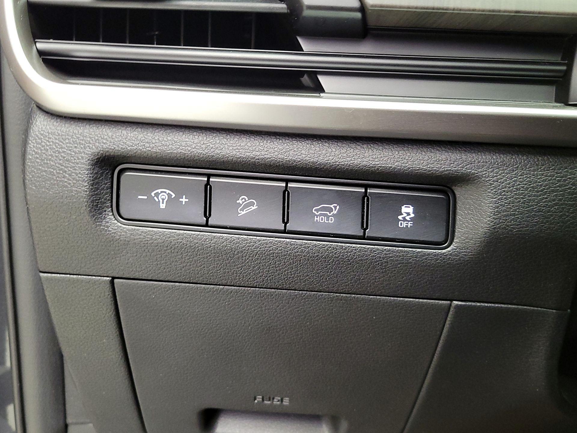 Thumbnail: 2023 Kia Telluride - 13