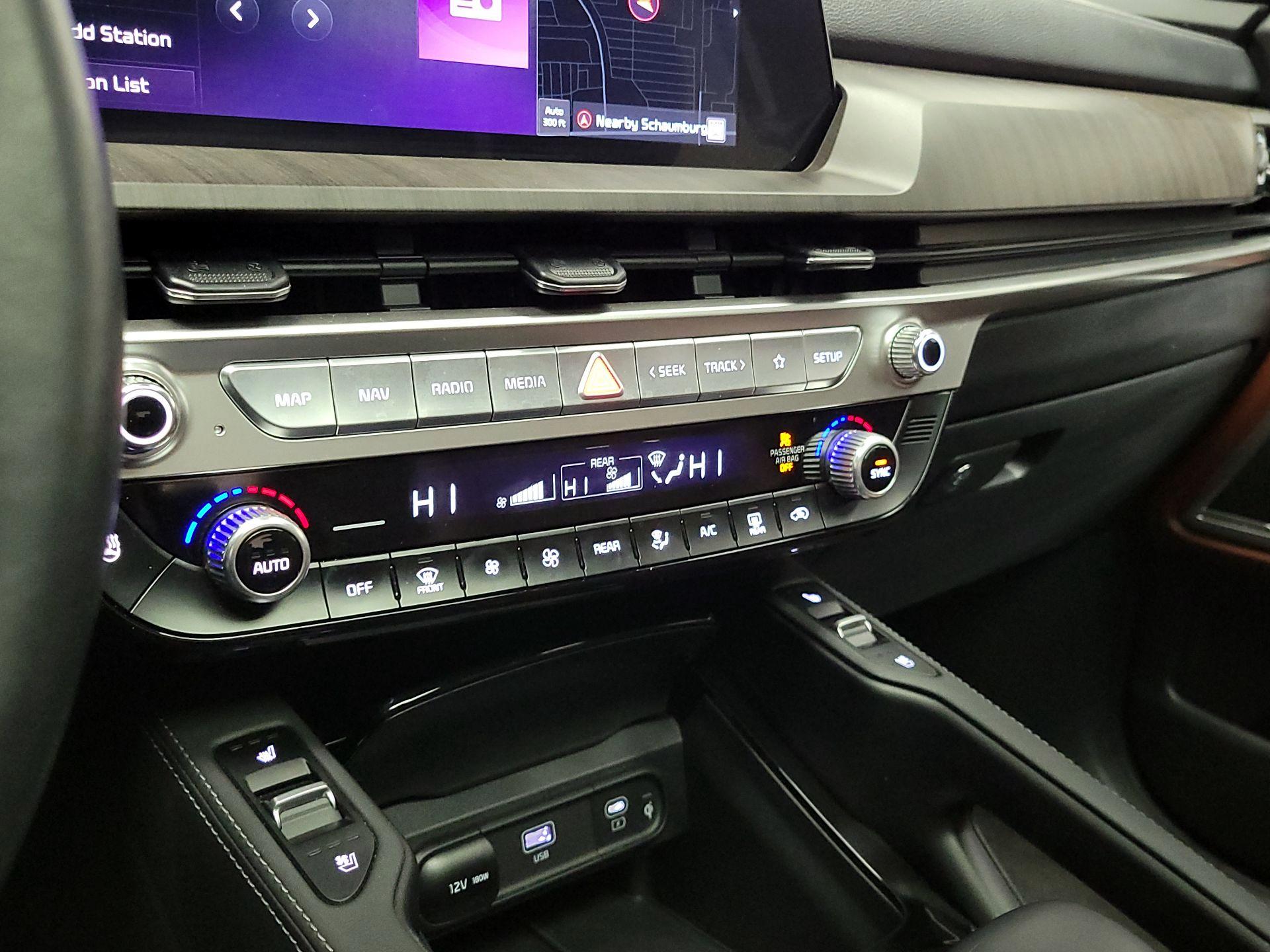 Thumbnail: 2023 Kia Telluride - 17