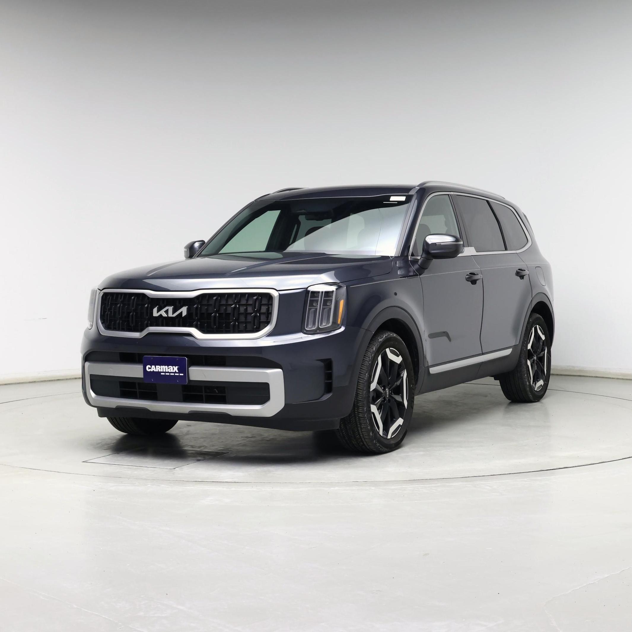 Thumbnail: 2023 Kia Telluride - 4