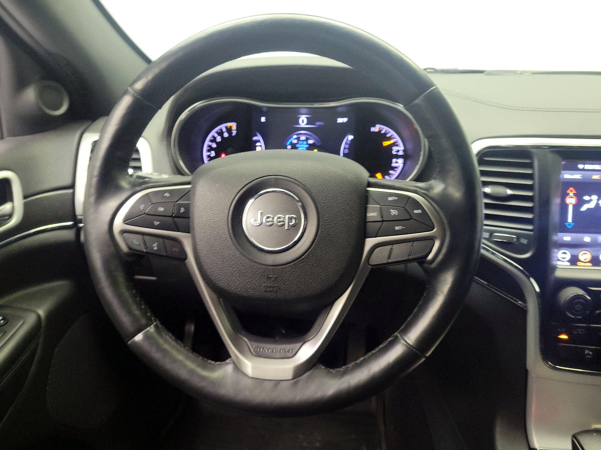 Thumbnail: 2018 Jeep Grand Cherokee - 10