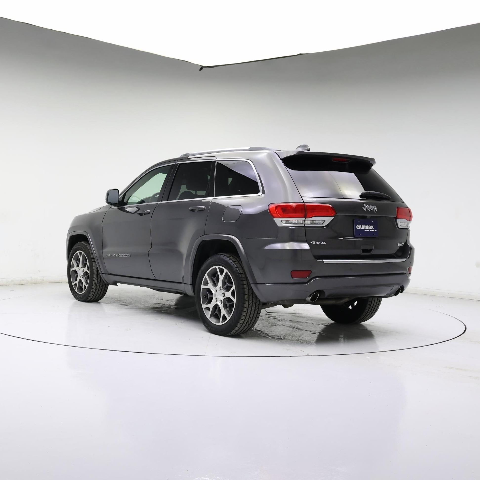 Thumbnail: 2018 Jeep Grand Cherokee - 2